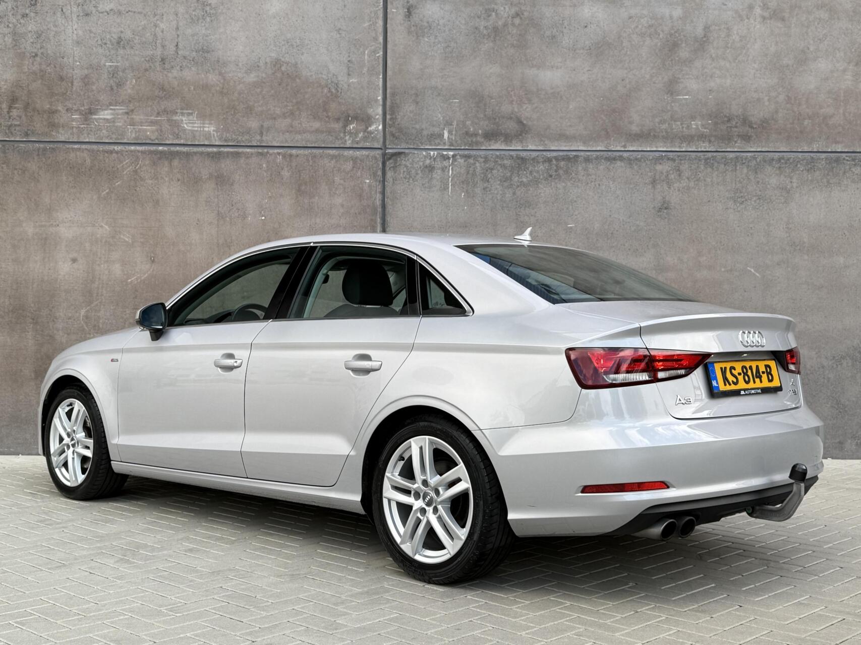 Foto van Audi A3 Limousine