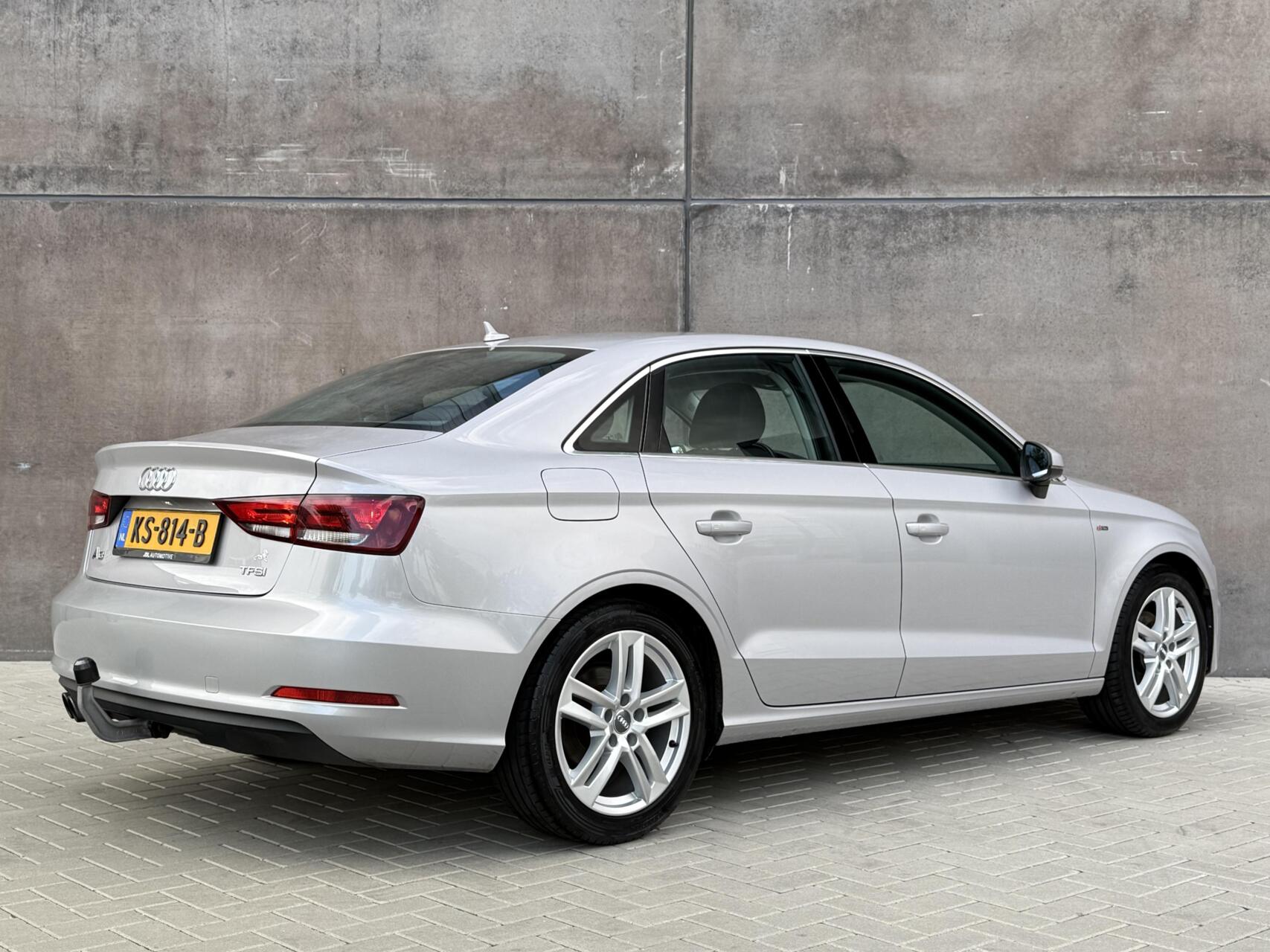 Foto van Audi A3 Limousine