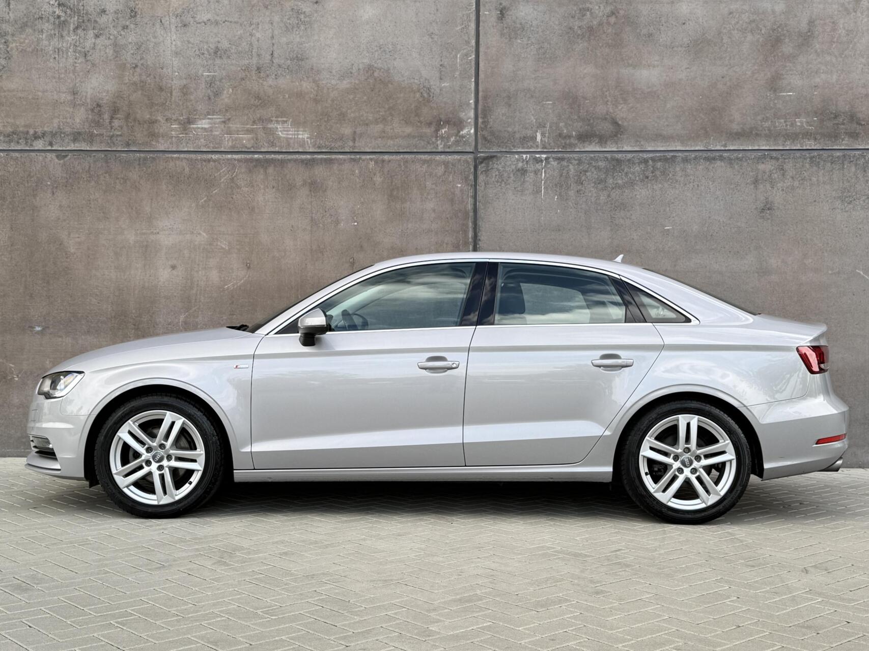 Foto van Audi A3 Limousine