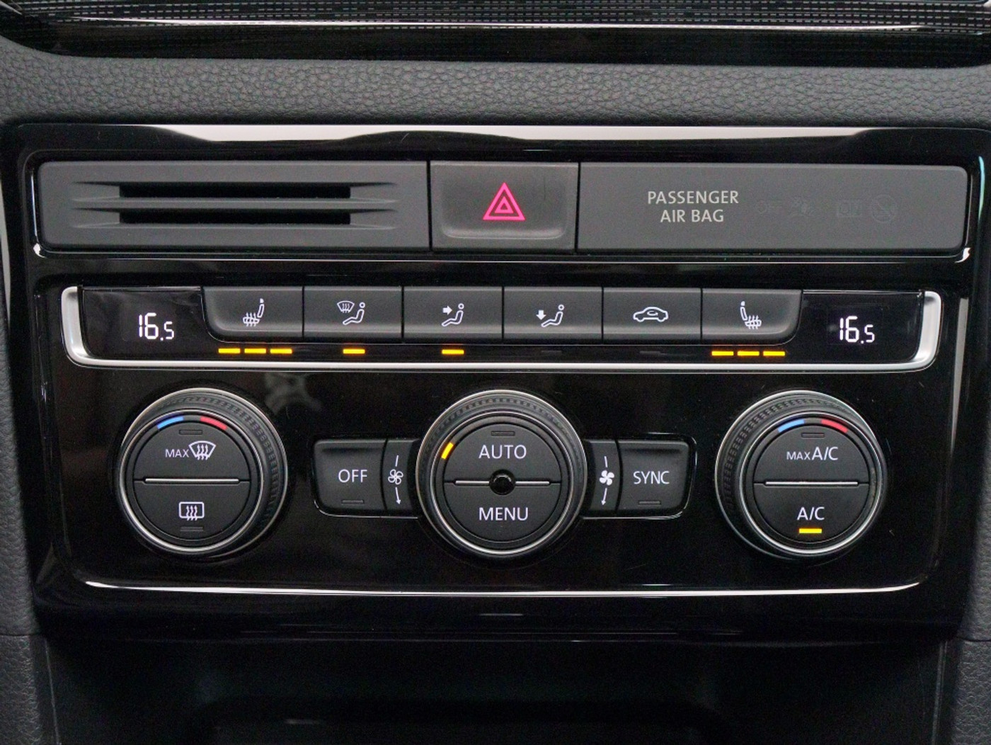 Foto van Volkswagen Golf Sportsvan