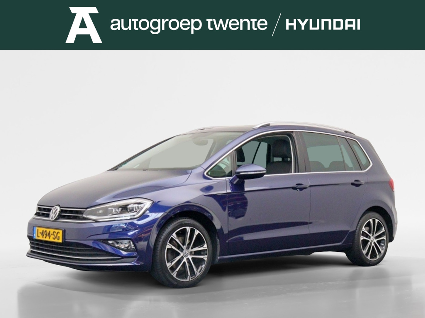 Volkswagen Golf Sportsvan 1.5 TSI ACT Highline Edition | Trekhaak | Leder | Navi | Camera | Adaptive cruise 2018 - voorkant