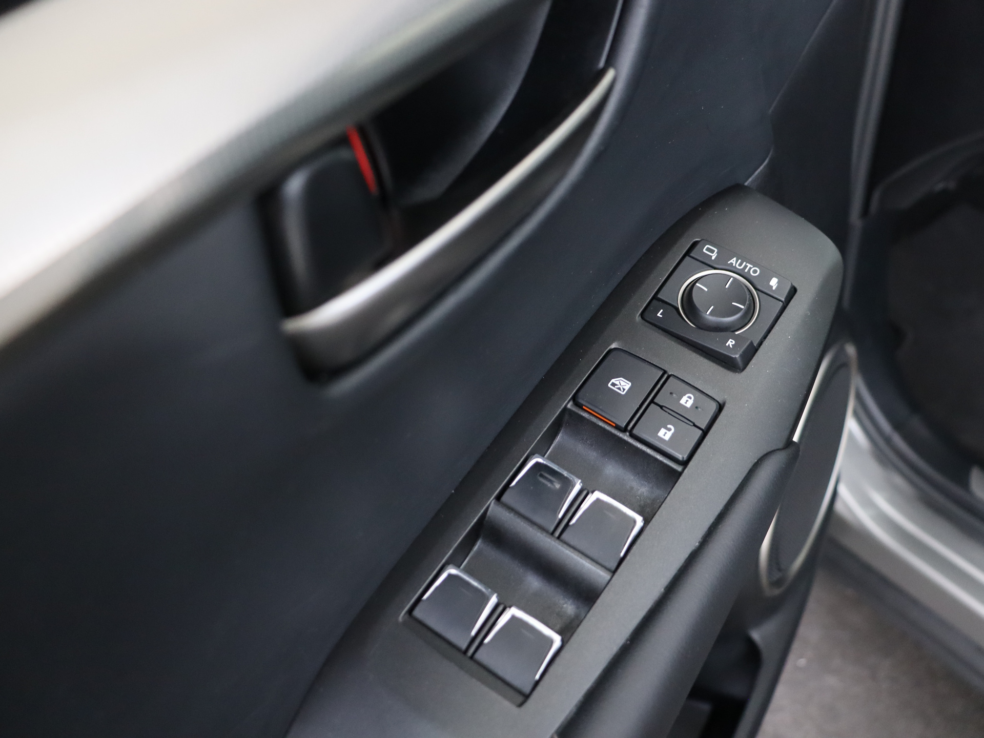 Foto van Lexus NX