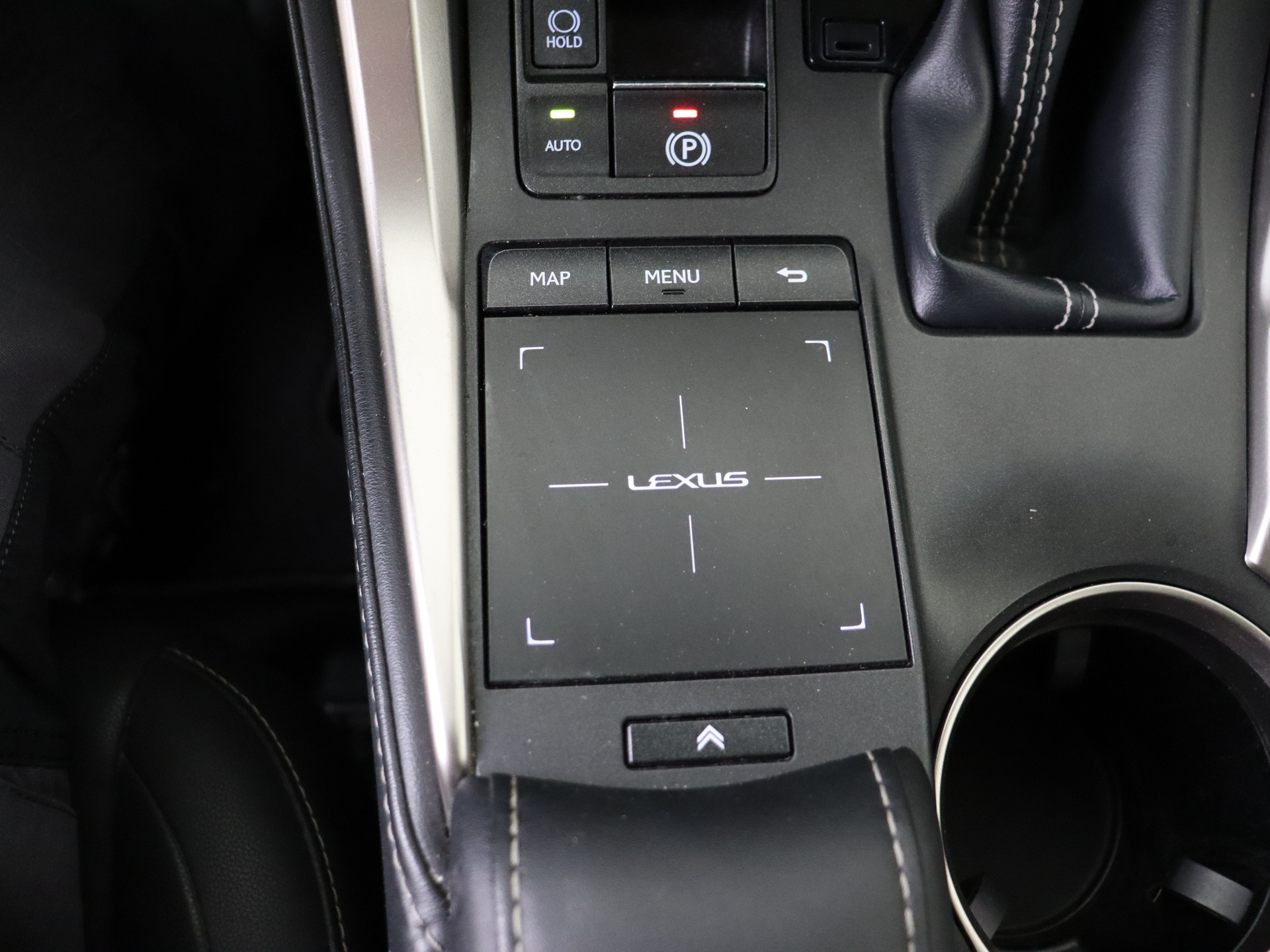 Foto van Lexus NX