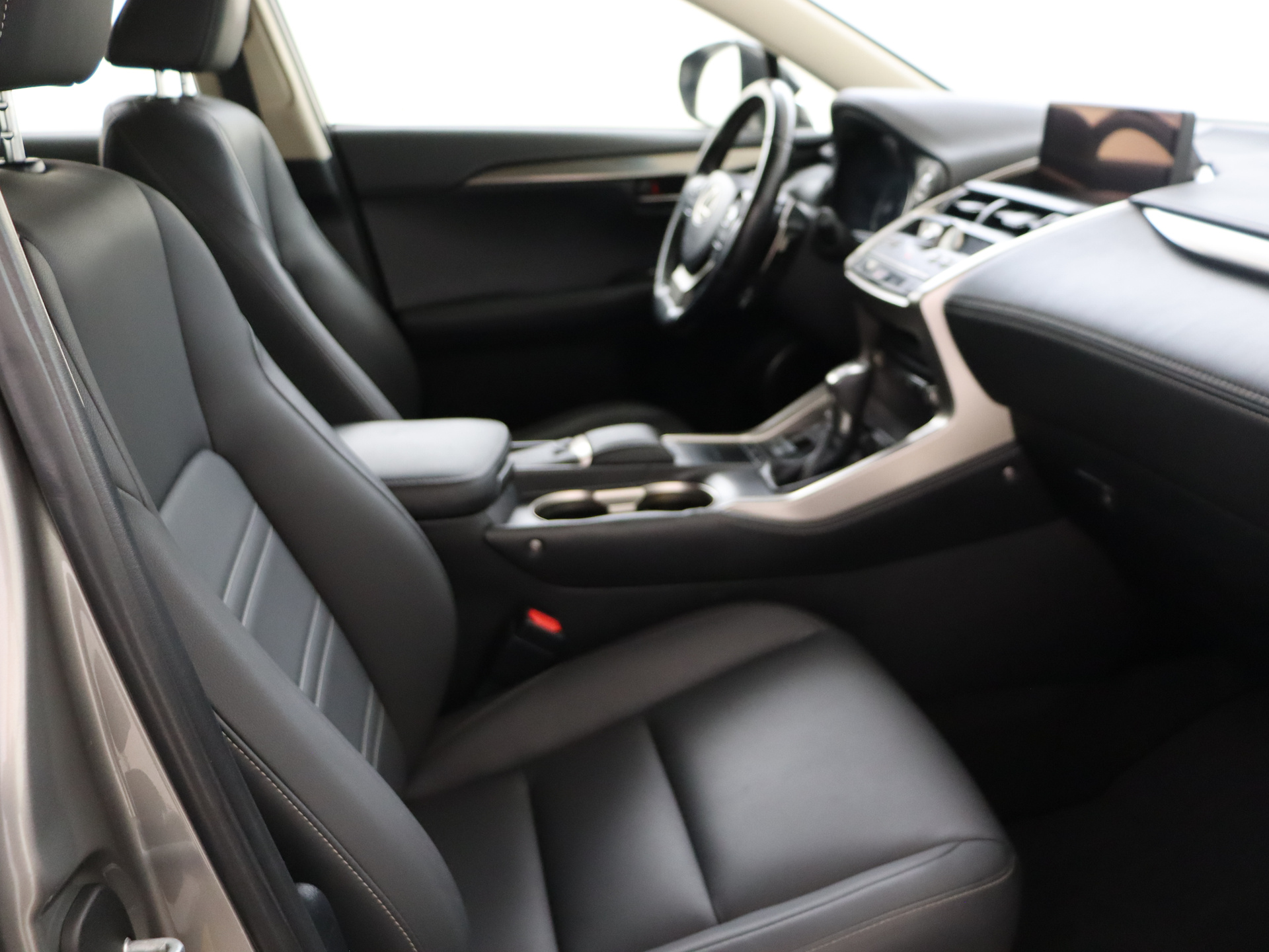 Foto van Lexus NX
