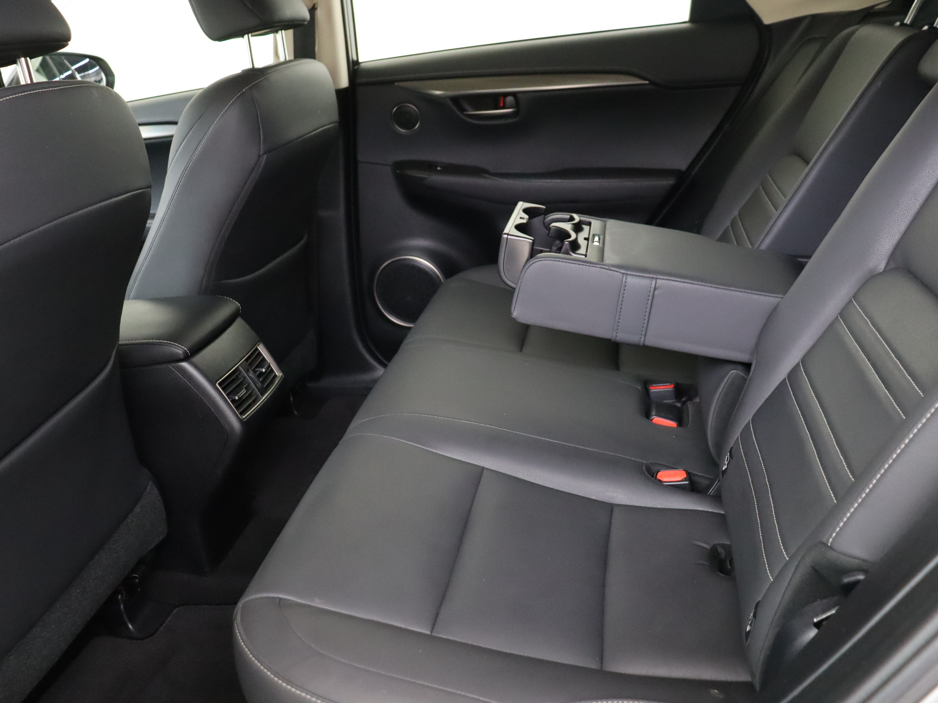 Foto van Lexus NX