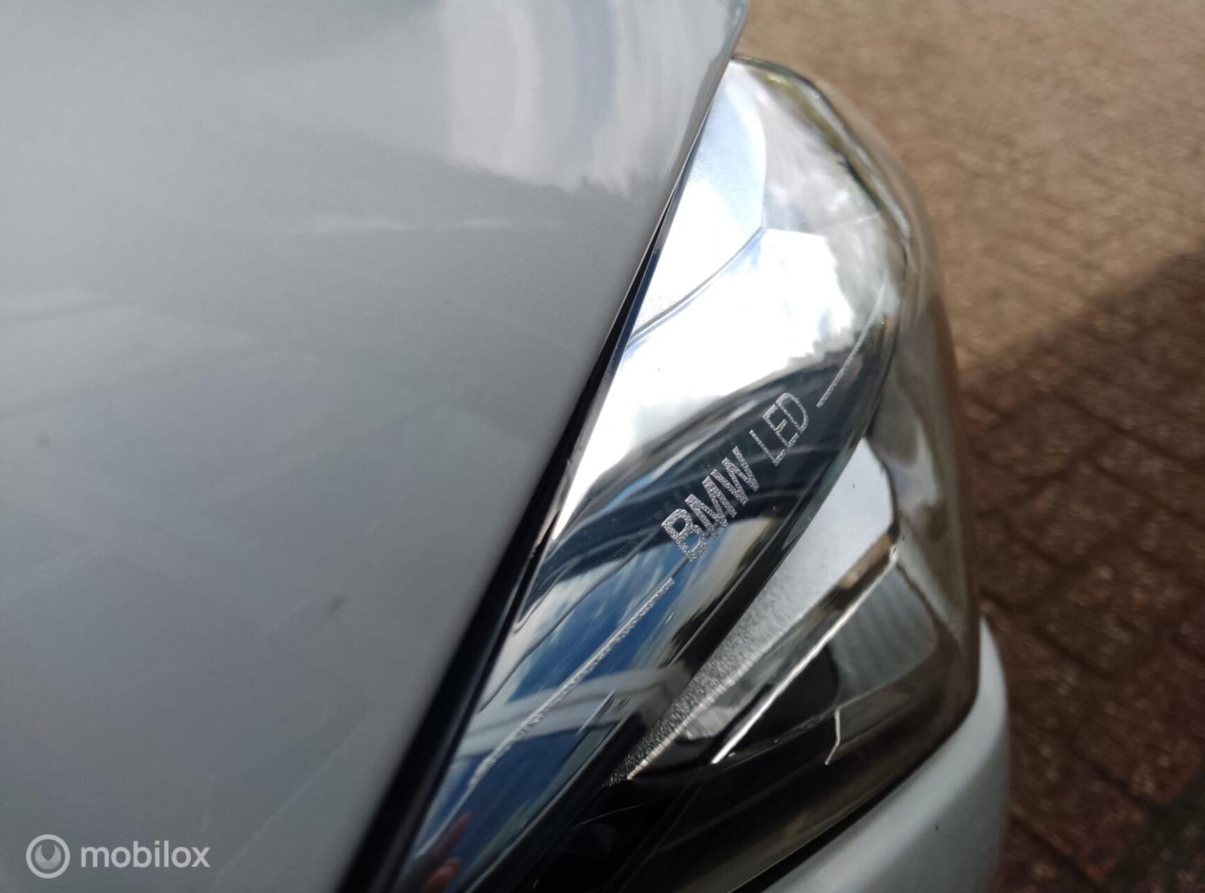 Foto van BMW 320i
