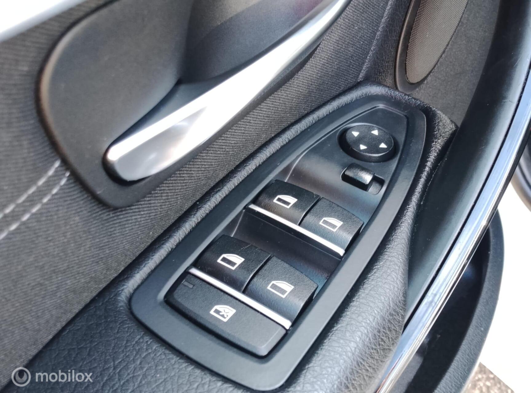 Foto van BMW 320i