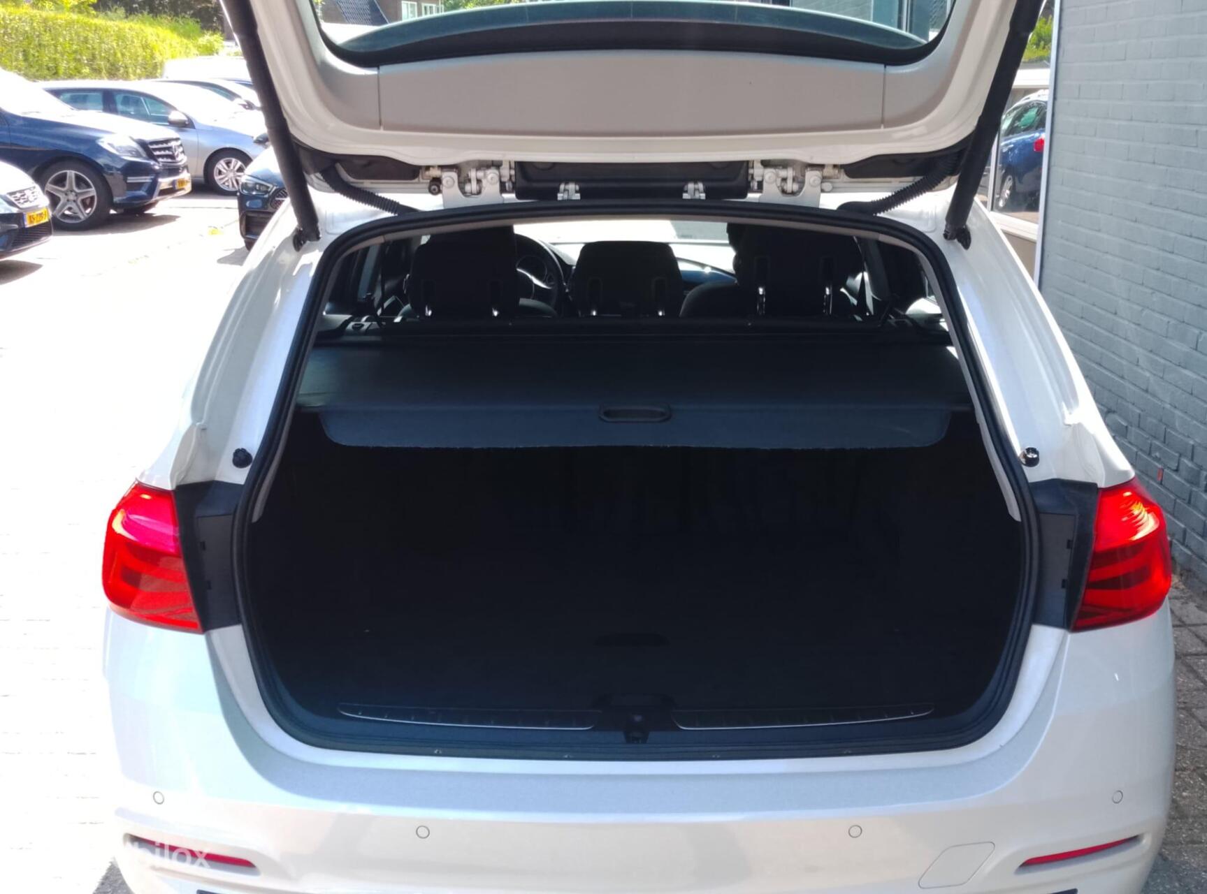 Foto van BMW 320i