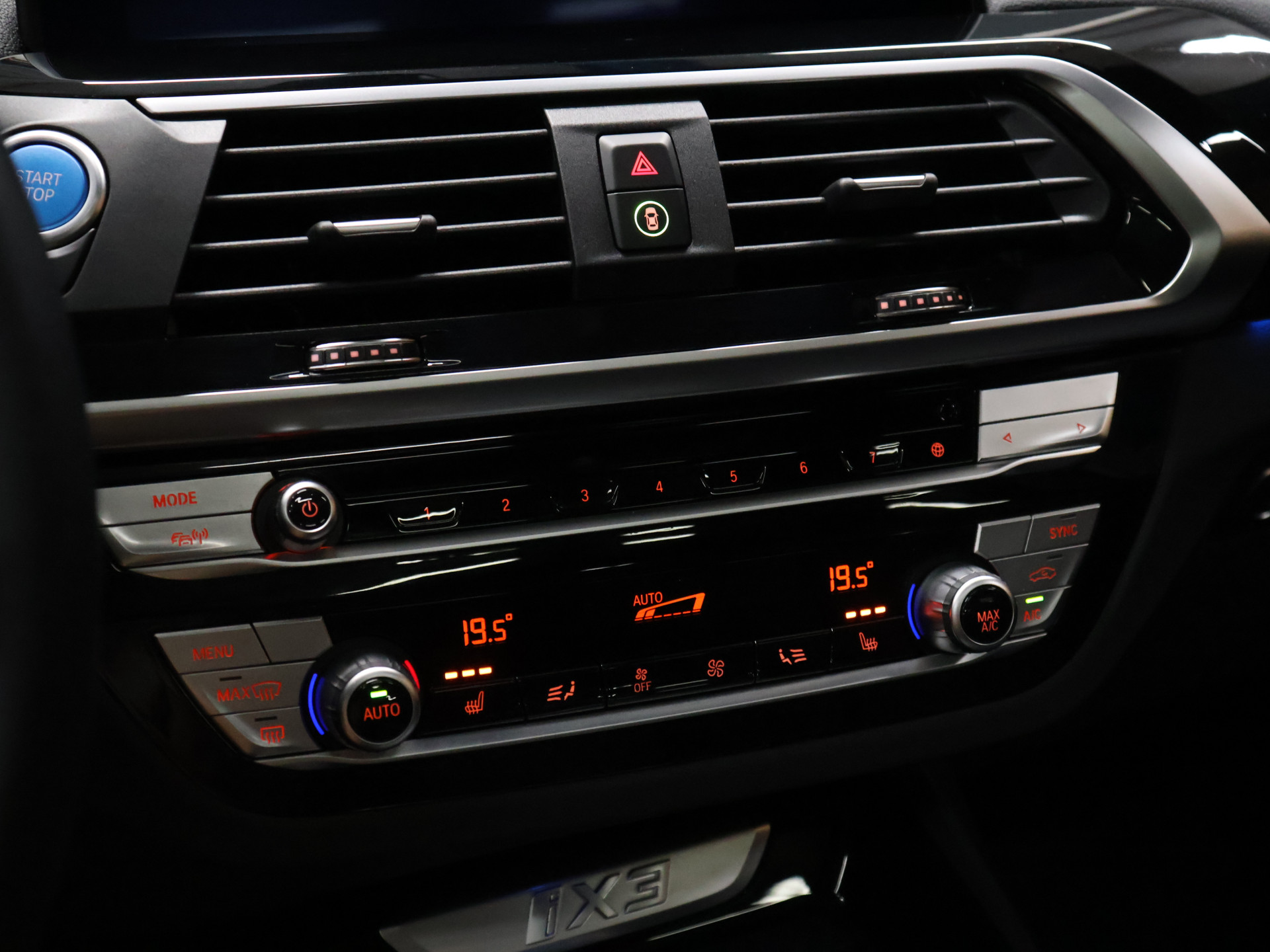 Foto van BMW Ix3