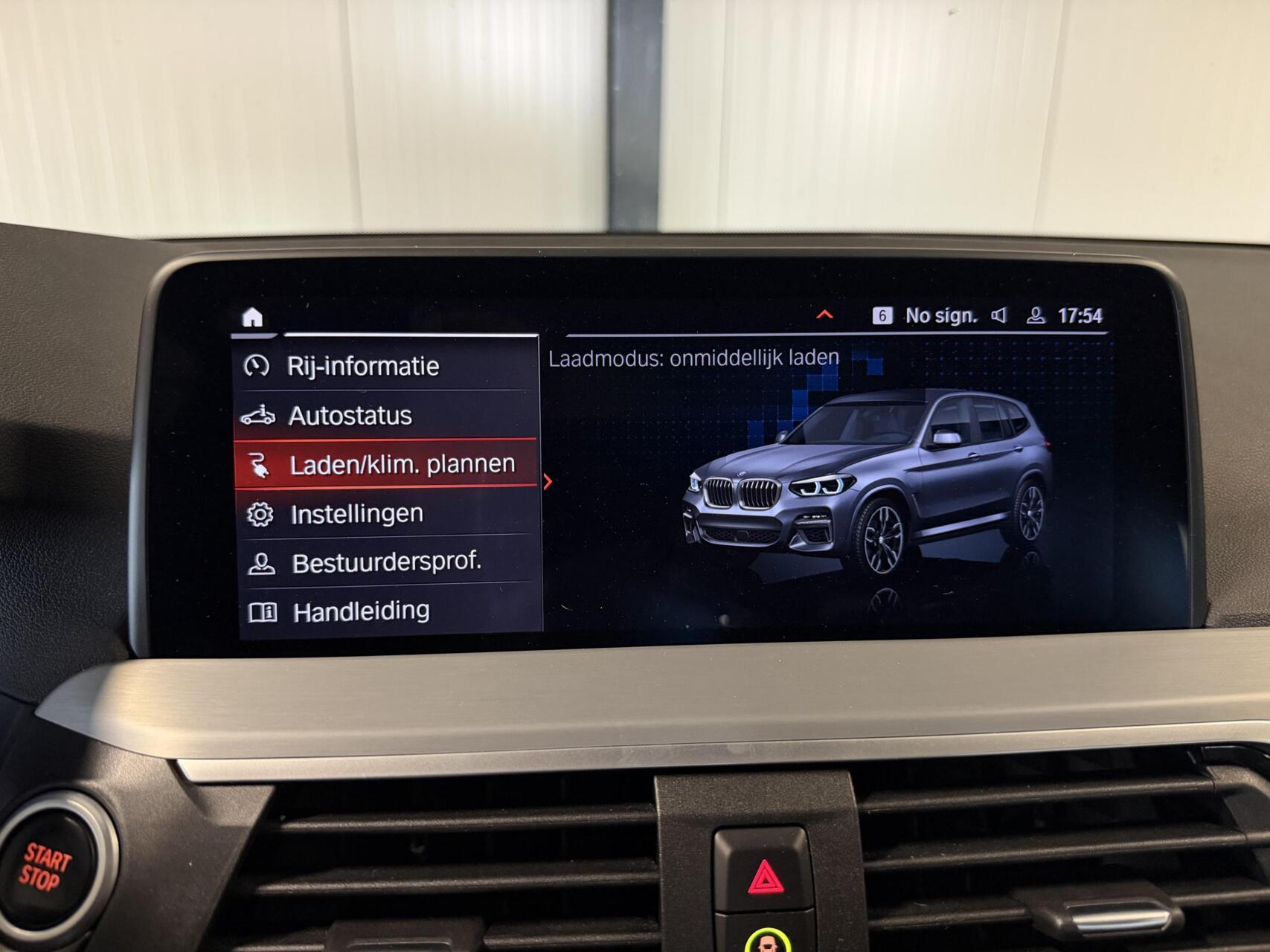 Foto van BMW X3 Xdrive30e