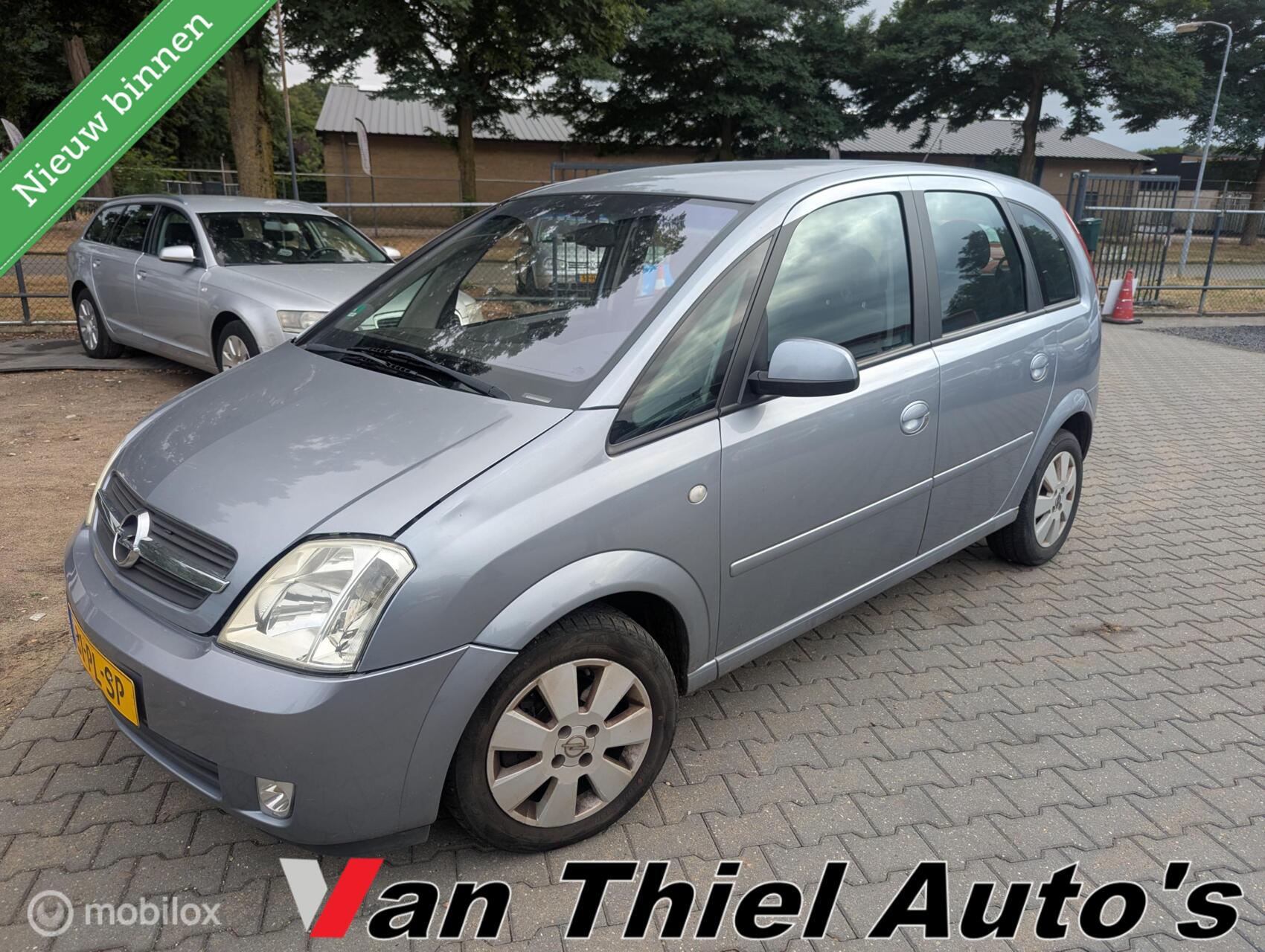 Opel Meriva-a 1.6-16V Cosmo 2004 - voorkant