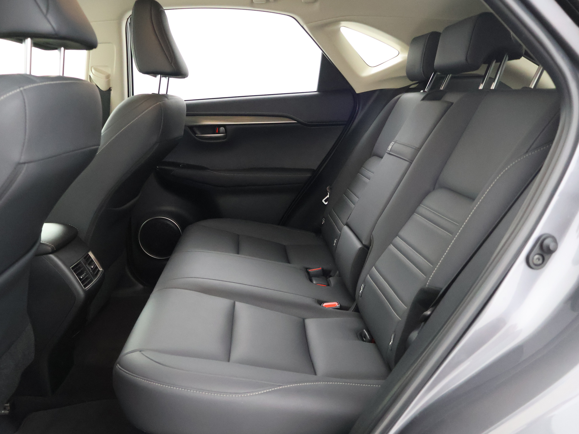 Foto van Lexus Lexus Nx300h