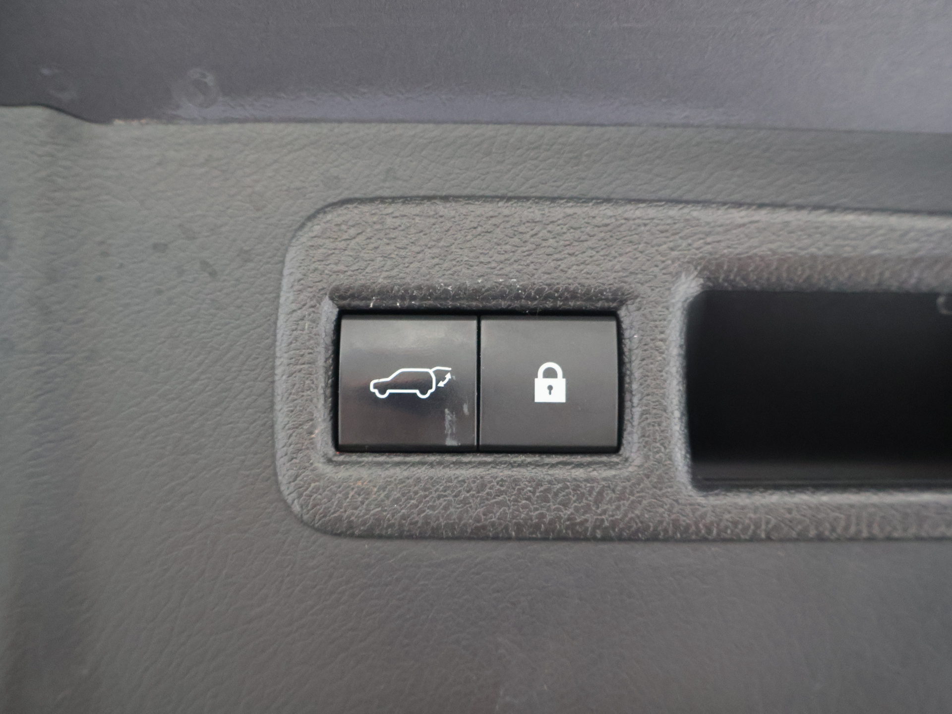 Foto van Lexus Lexus Nx300h