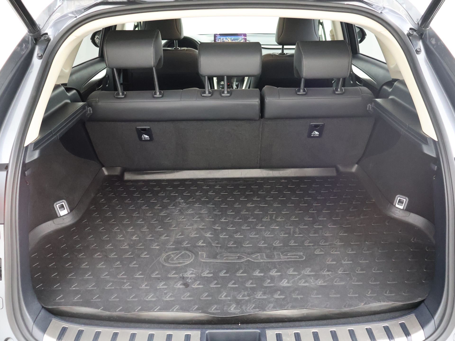 Foto van Lexus Lexus Nx300h