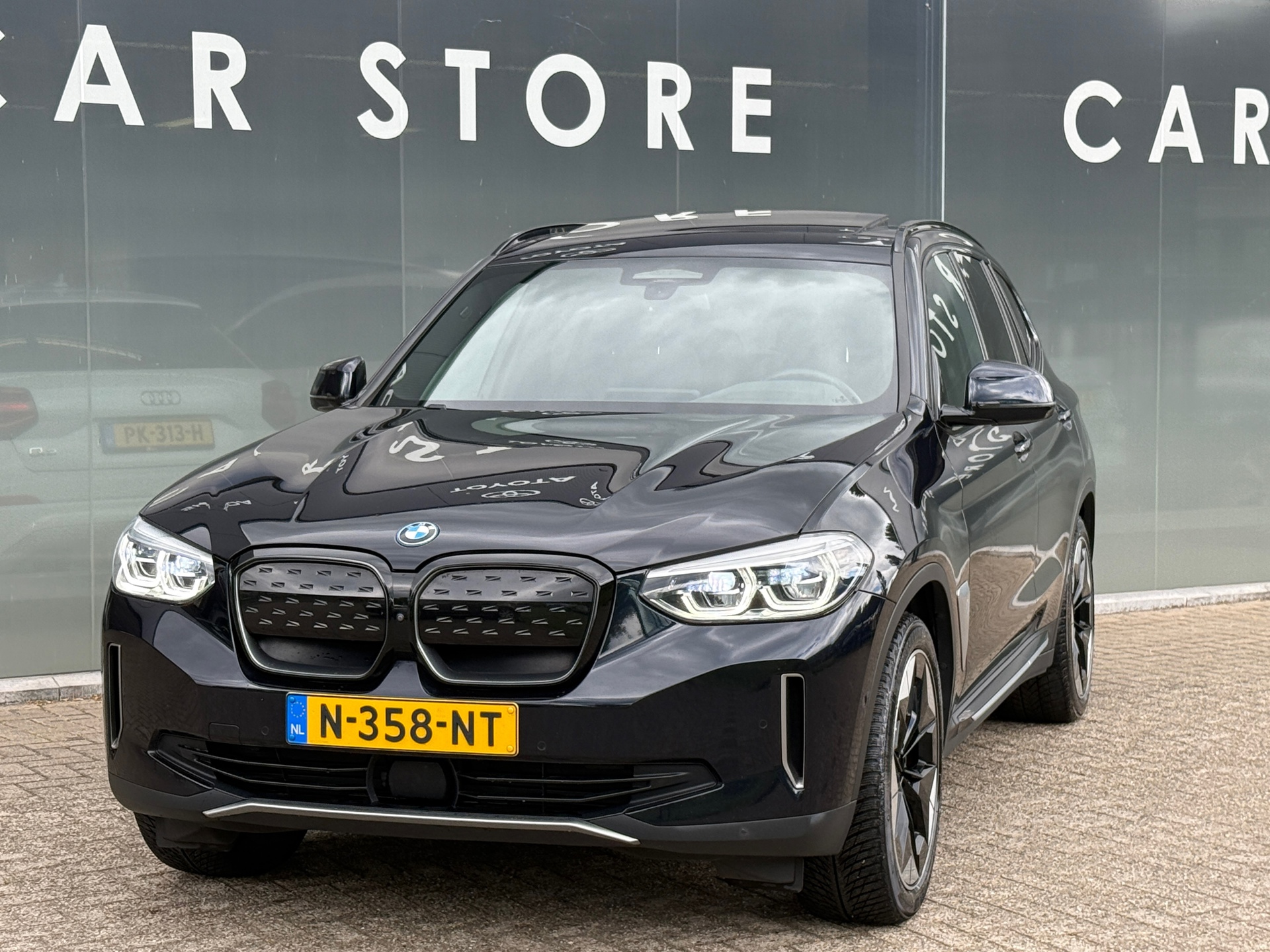 Foto van BMW Ix3