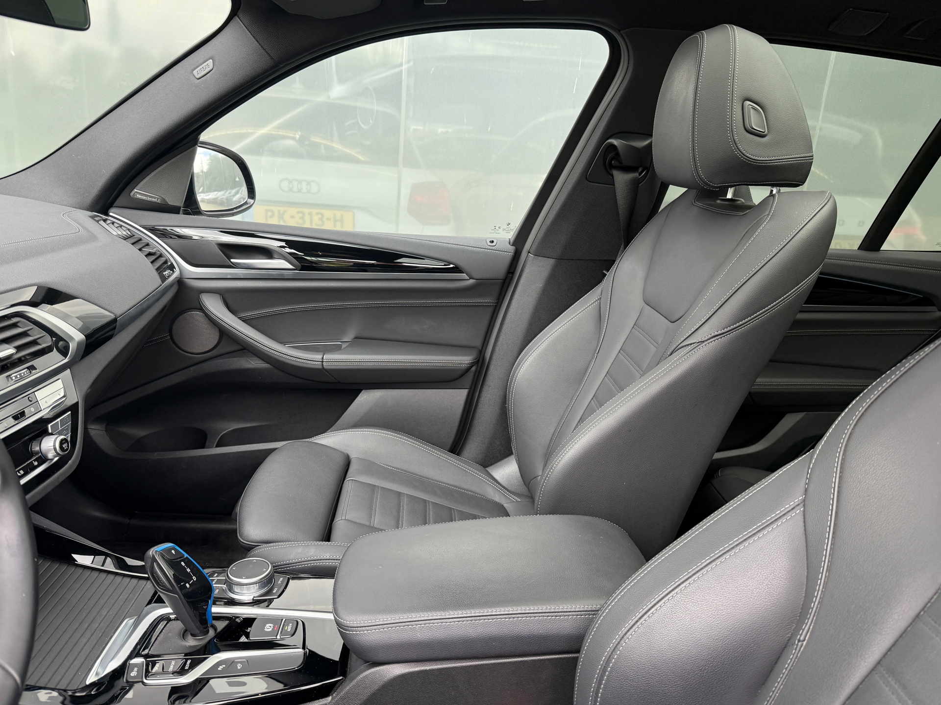 Foto van BMW Ix3
