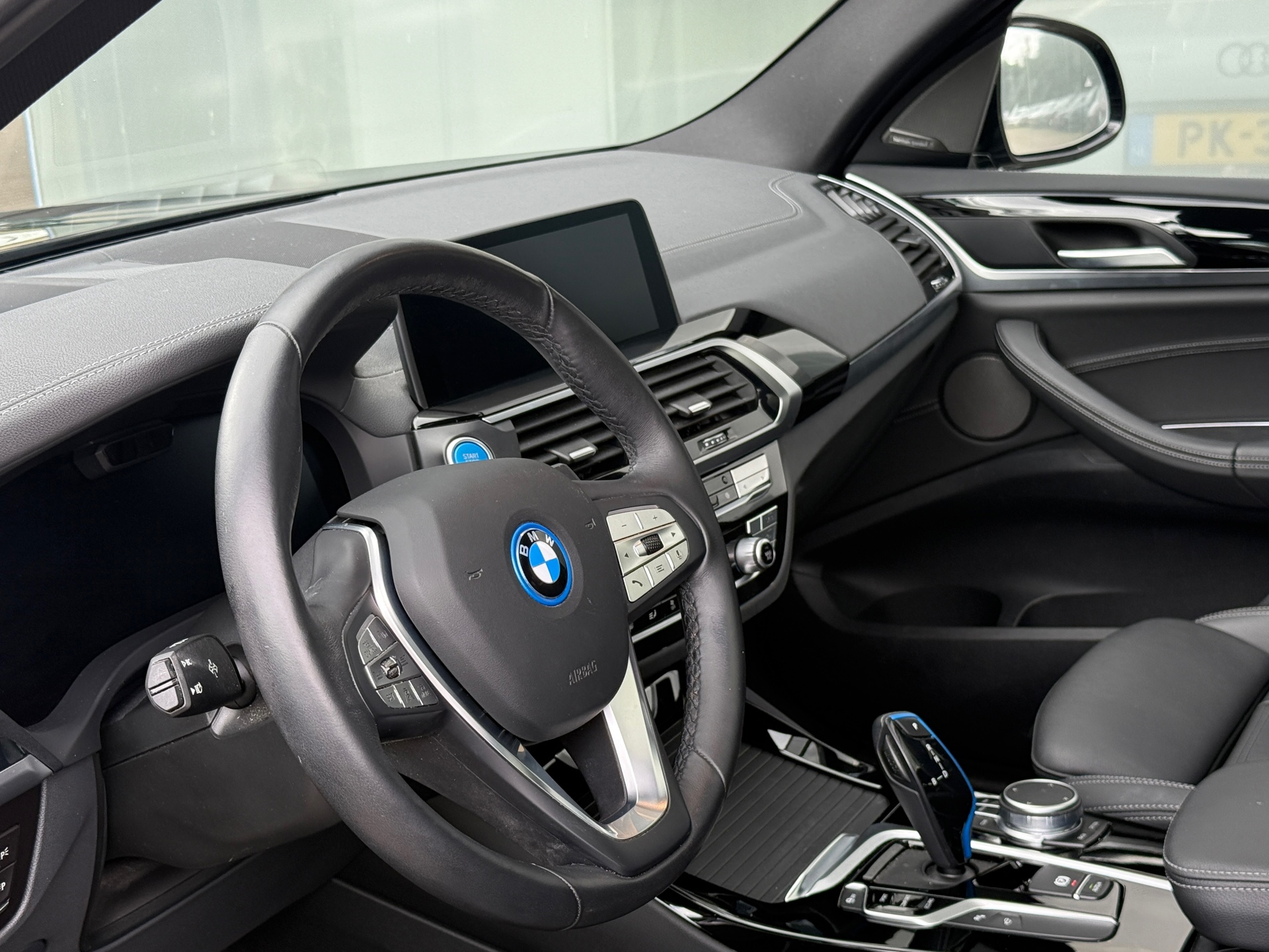 Foto van BMW Ix3