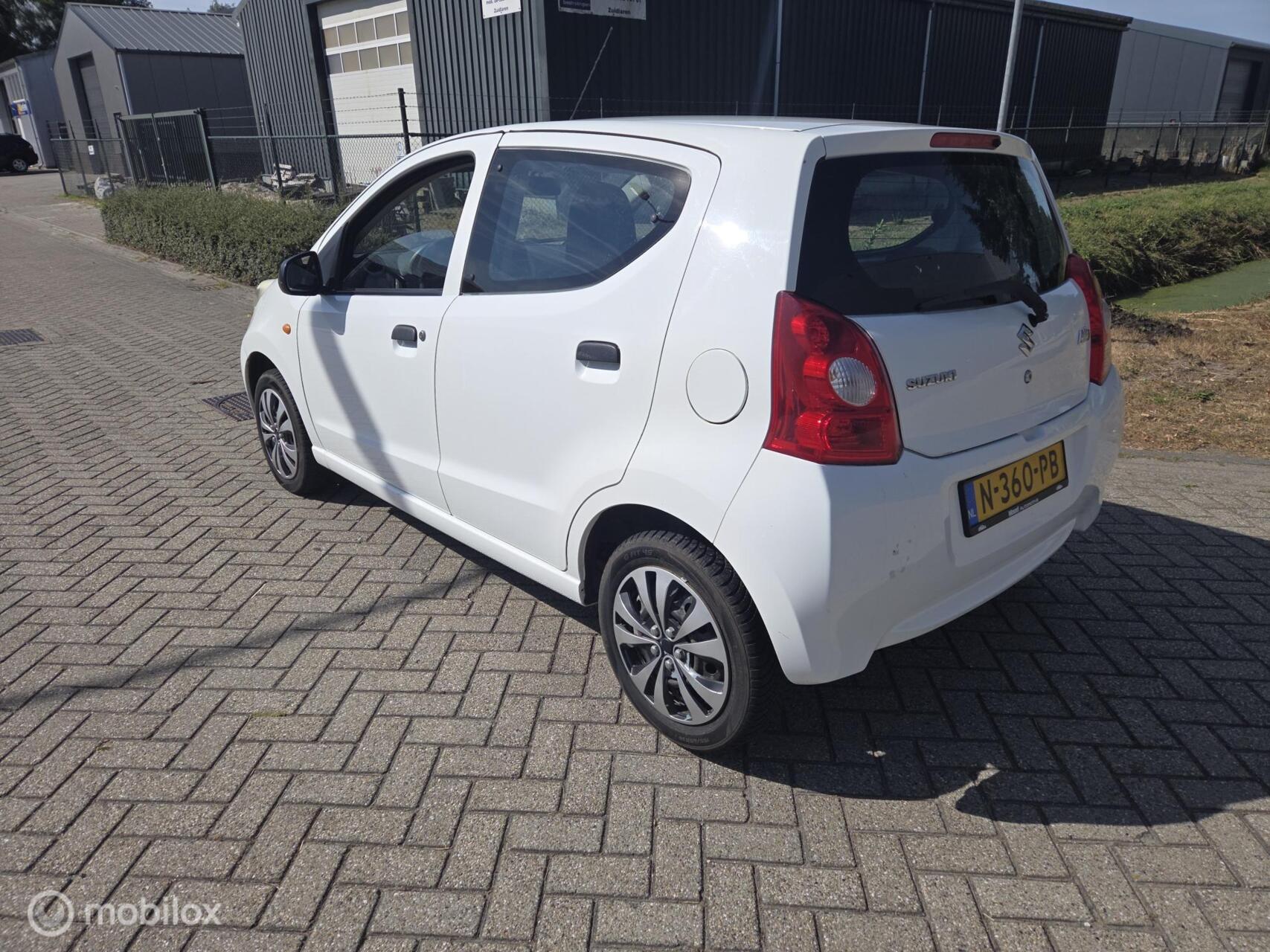 Foto van Suzuki Alto