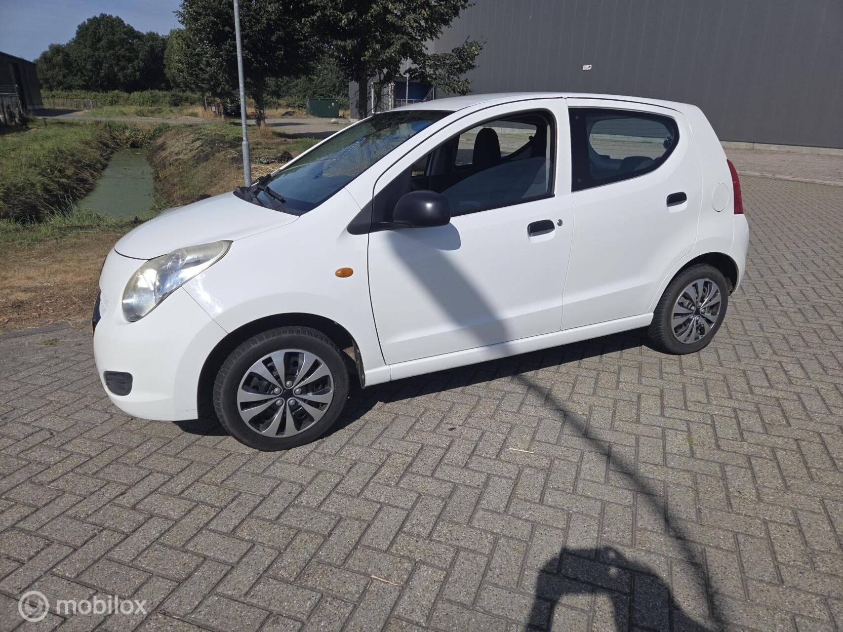 Foto van Suzuki Alto