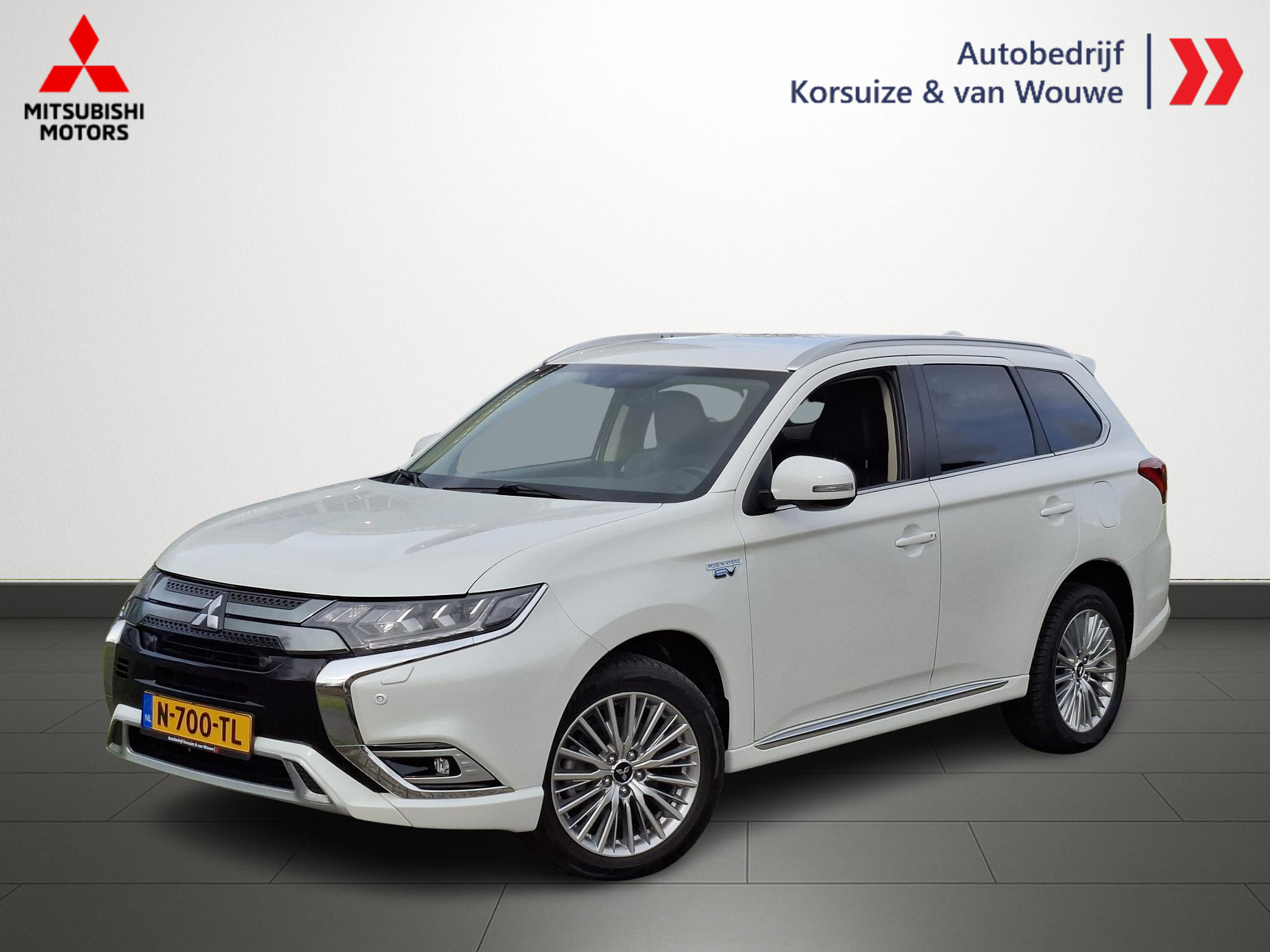 Mitsubishi Outlander 2.4 PHEV Intense 2021 - voorkant