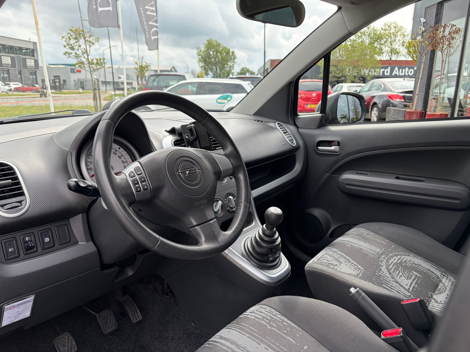 Foto van Opel Agila