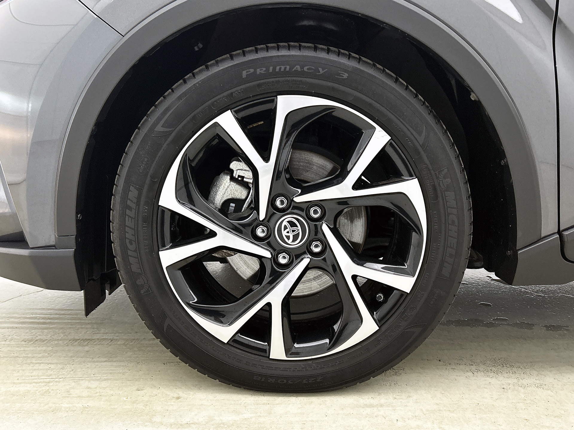Foto van Toyota C-hr