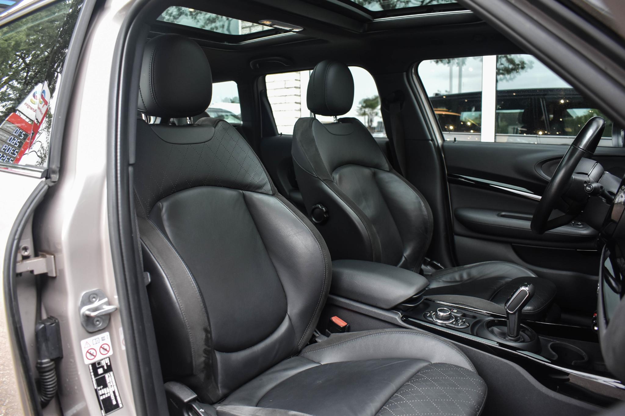 Foto van Mini Clubman Cooper