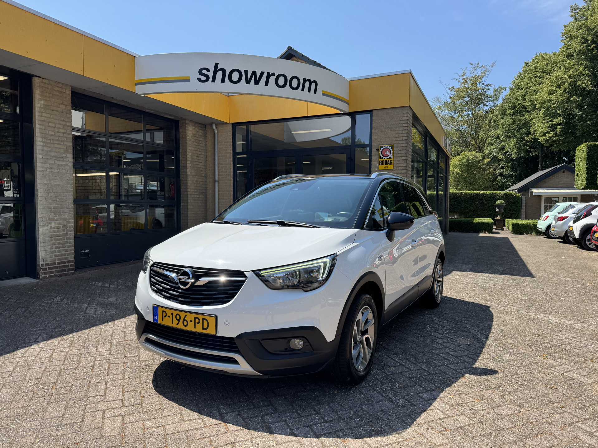 Opel Crossland X 1.2 Turbo Innovation Climate Control Navi Carplay 360Cam 2018 - voorkant