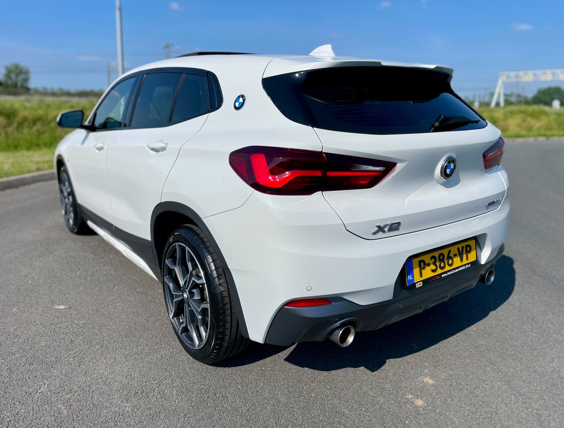 Foto van BMW X2 Xdrive20i