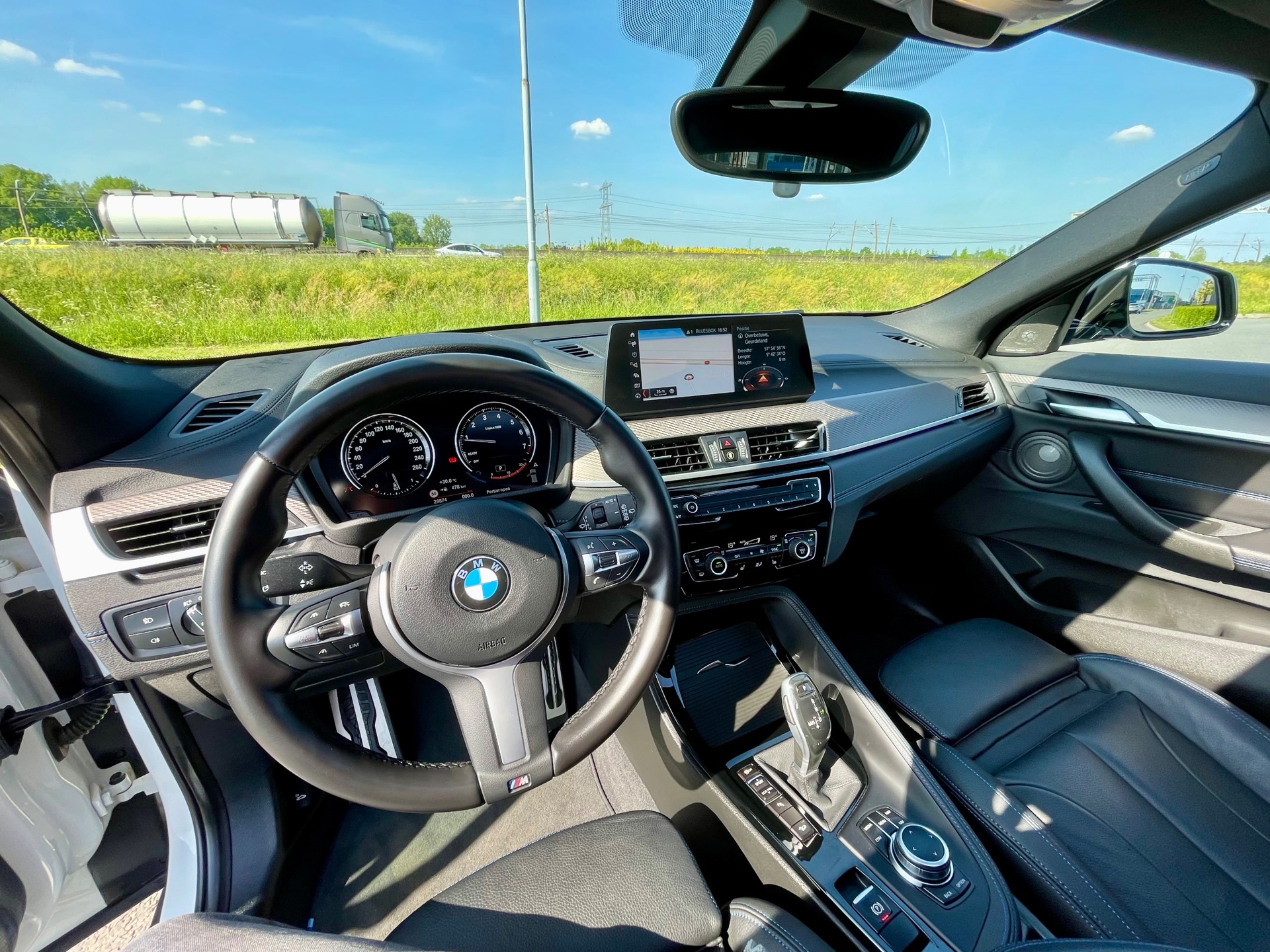Foto van BMW X2 Xdrive20i