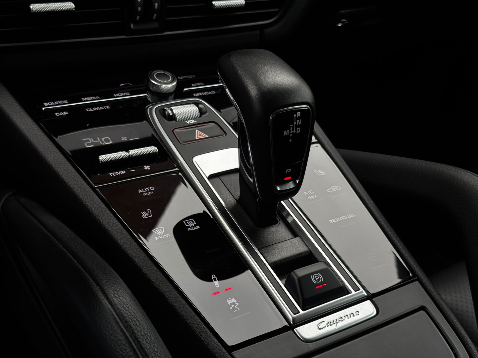 Foto van Porsche Cayenne E-hybrid