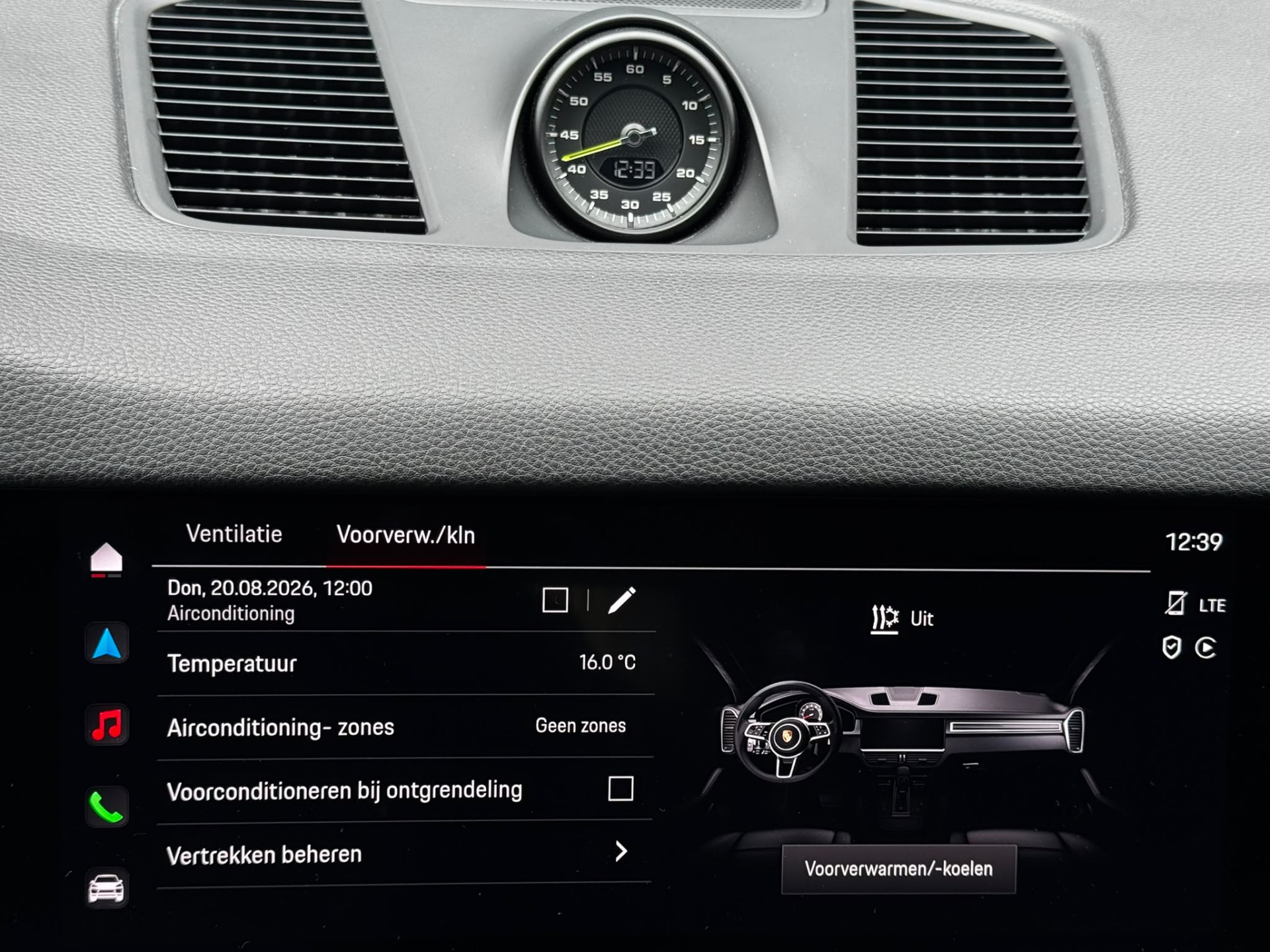 Foto van Porsche Cayenne E-hybrid