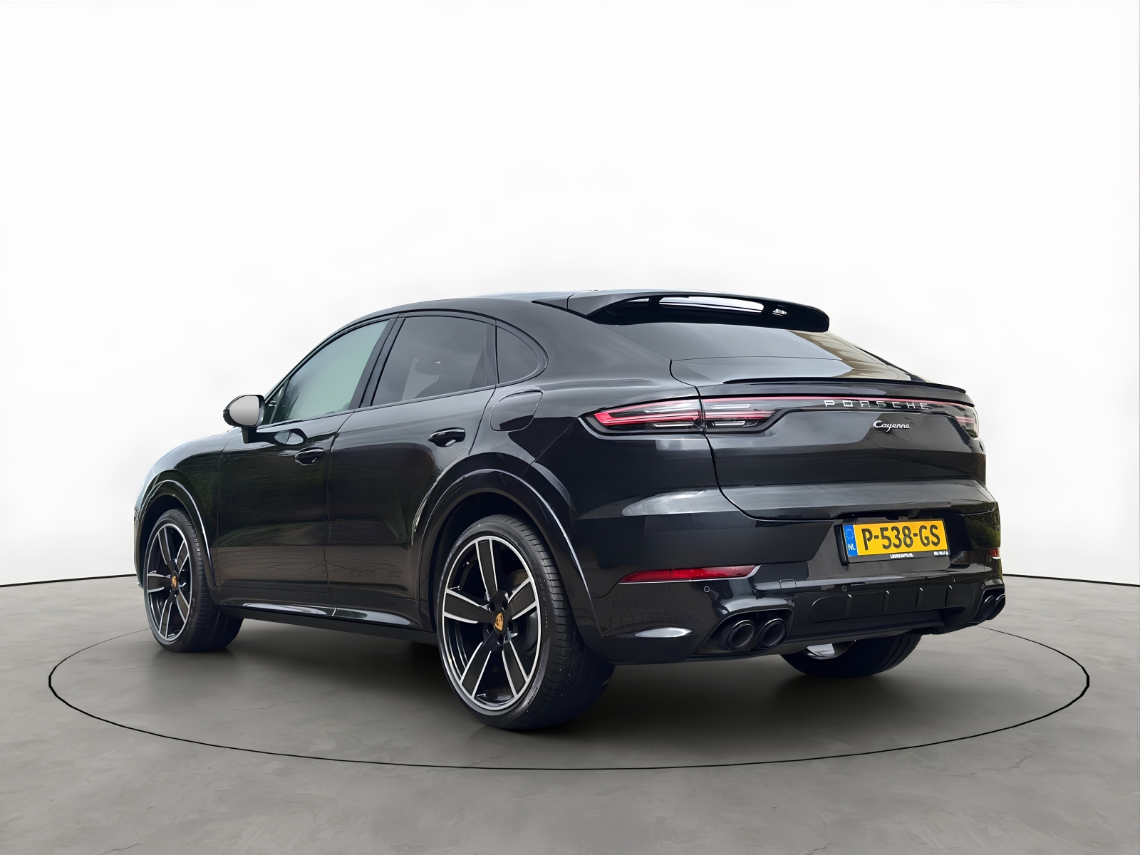 Foto van Porsche Cayenne E-hybrid