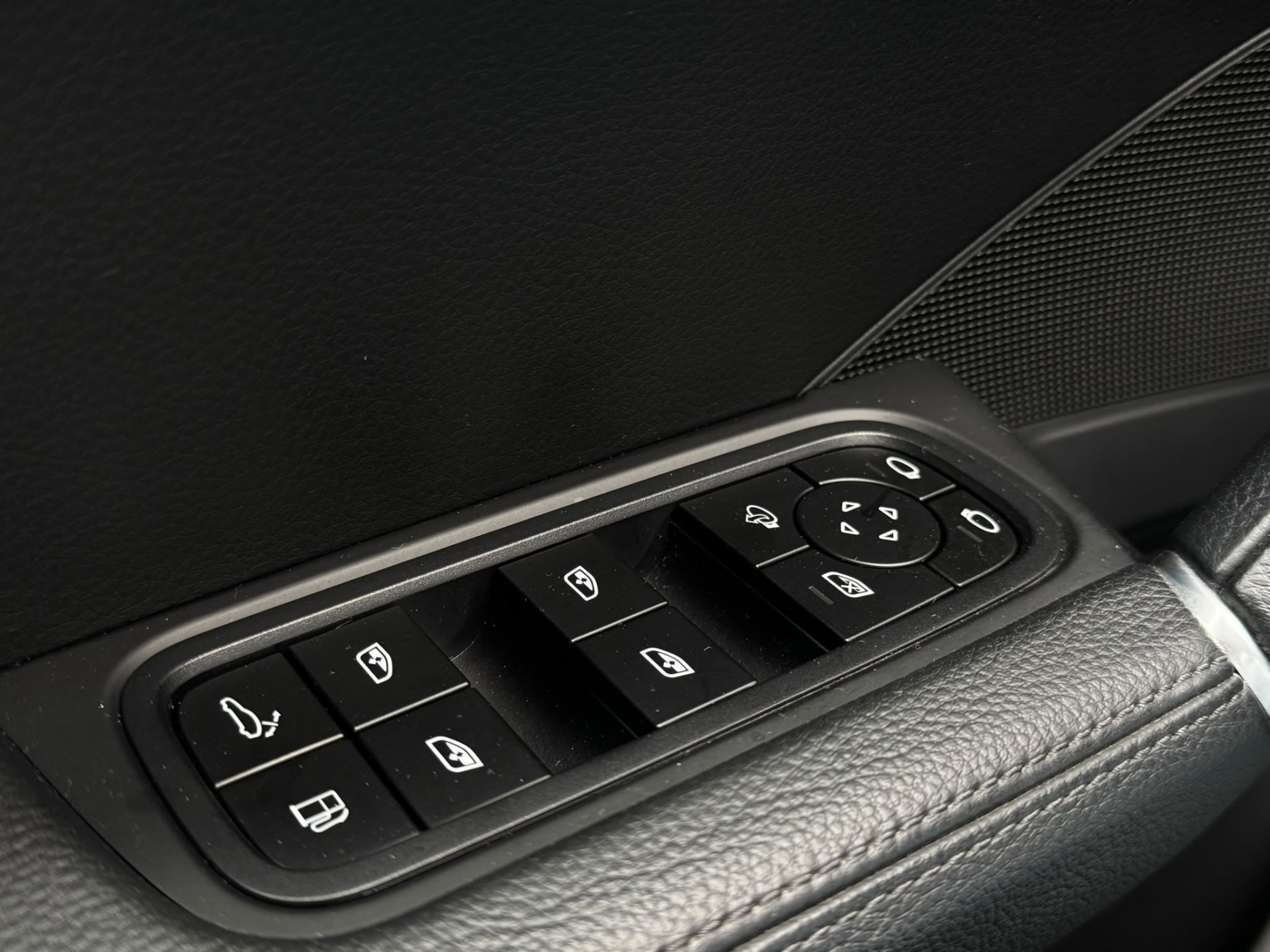 Foto van Porsche Cayenne E-hybrid