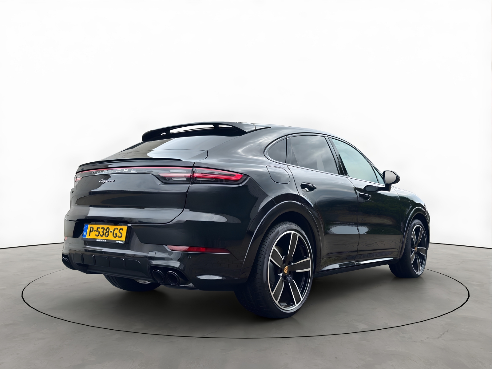 Foto van Porsche Cayenne E-hybrid