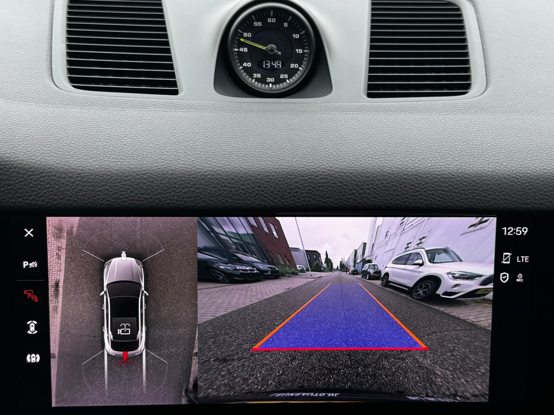 Foto van Porsche Cayenne E-hybrid