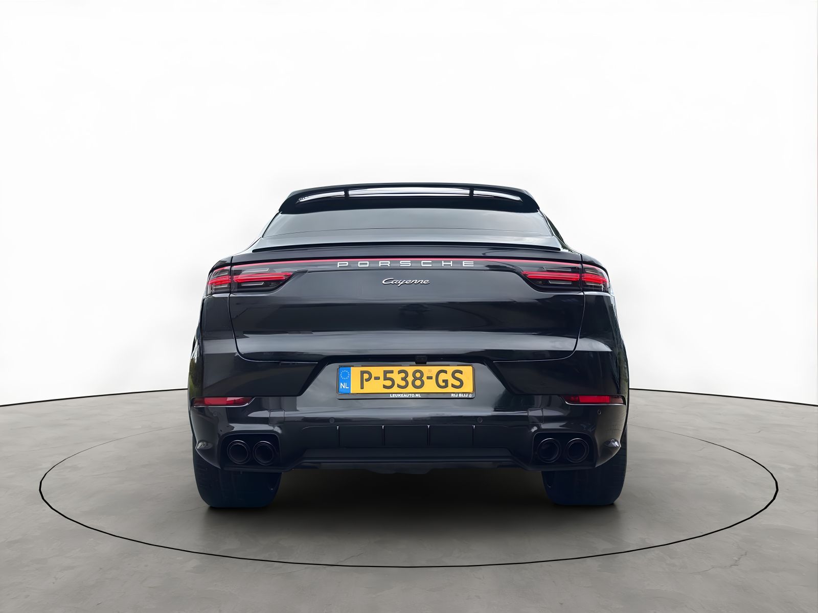 Foto van Porsche Cayenne E-hybrid