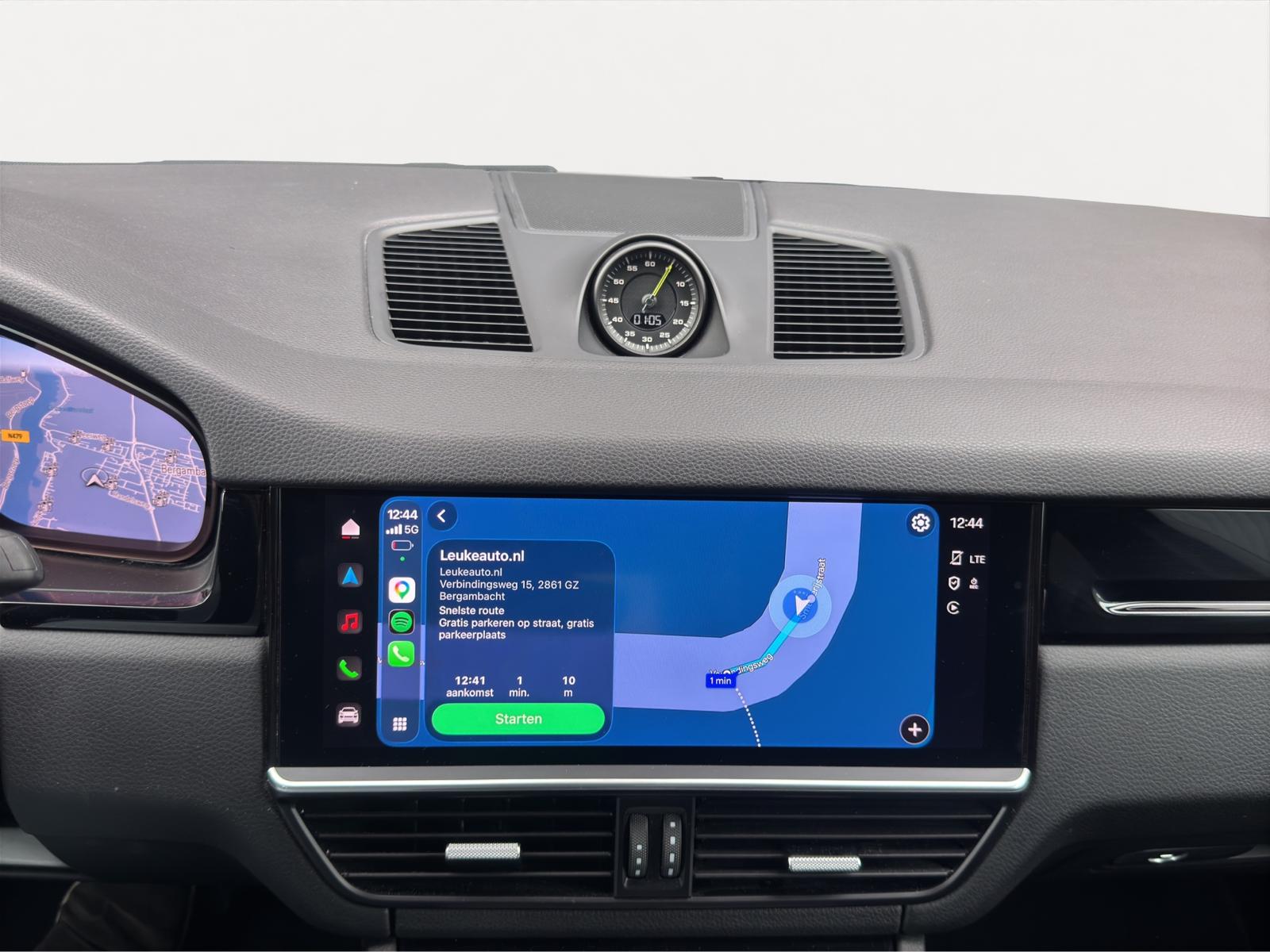 Foto van Porsche Cayenne E-hybrid
