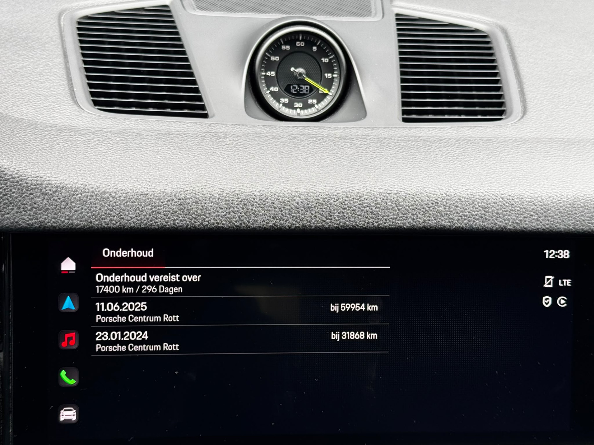 Foto van Porsche Cayenne E-hybrid