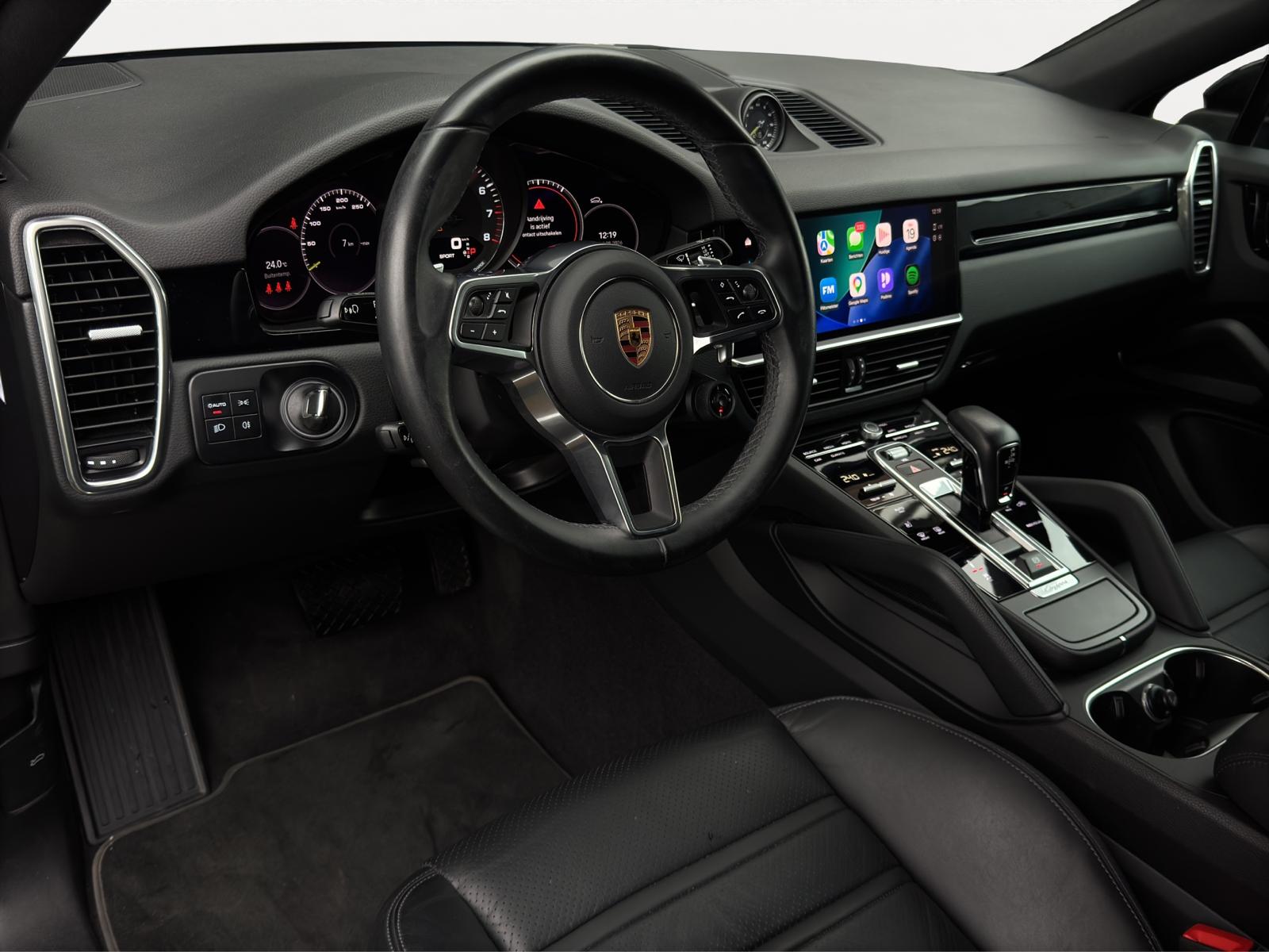 Foto van Porsche Cayenne E-hybrid