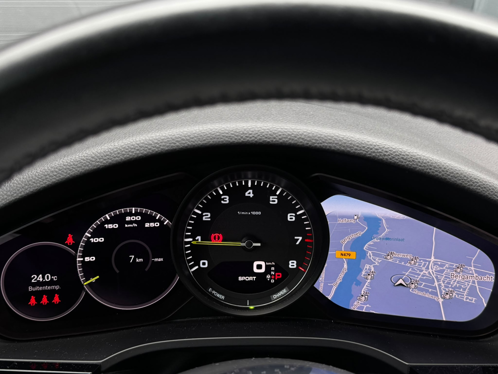 Foto van Porsche Cayenne E-hybrid