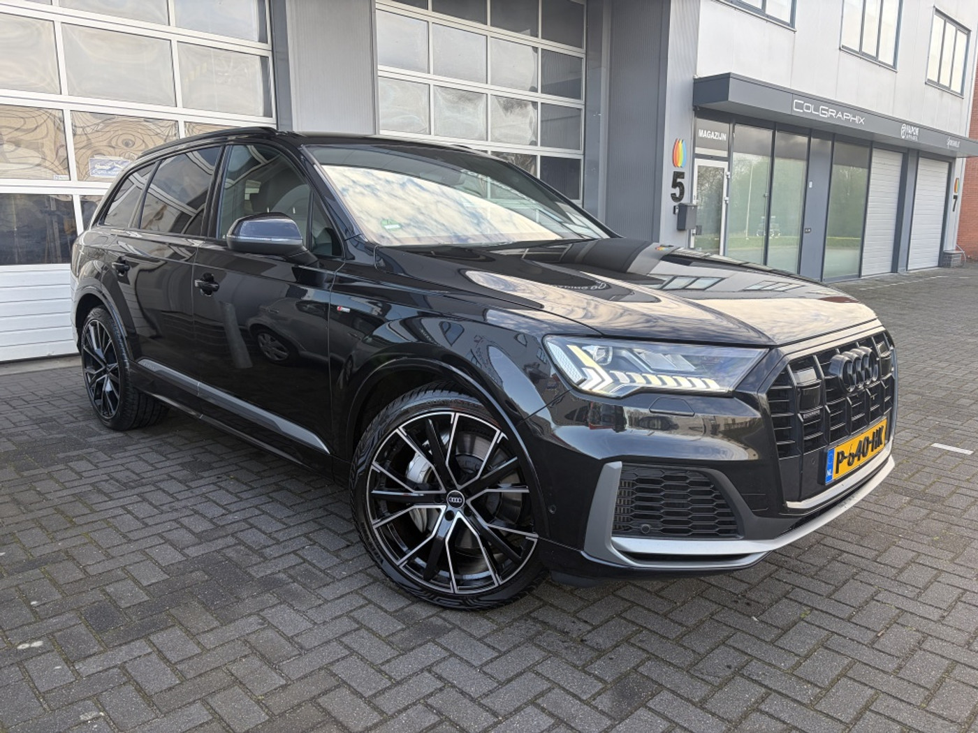 Audi Q7 55 TFSI E 55 TFSI e q Pro L+ / HUD DISPLAY/ELK TREKHAAK 2021 - voorkant