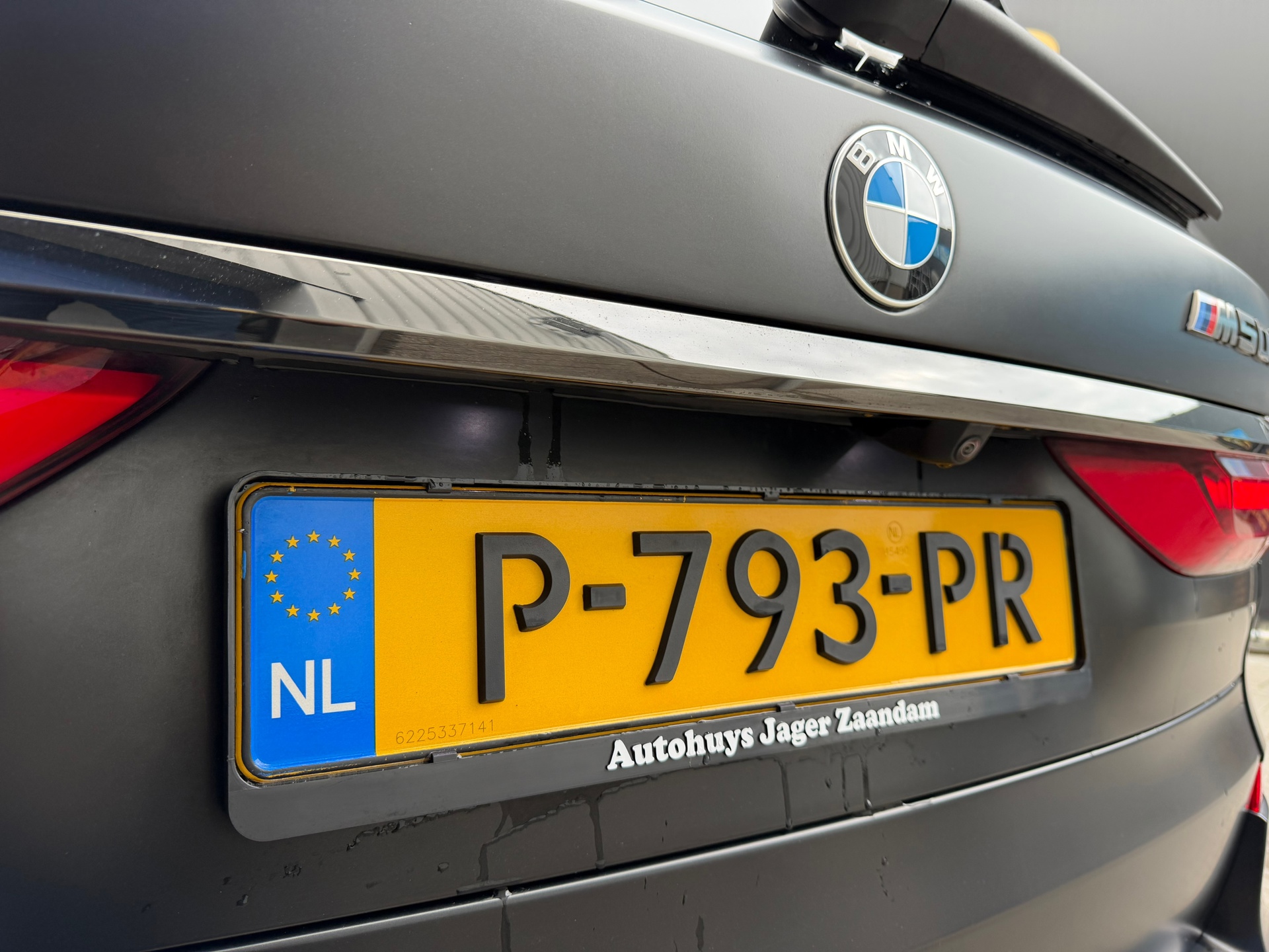 Foto van BMW X7 M50i