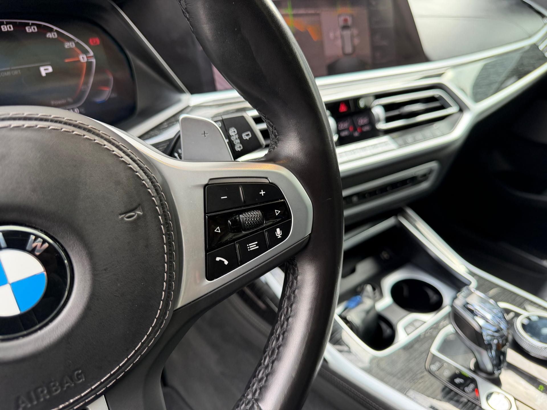 Foto van BMW X7 M50i
