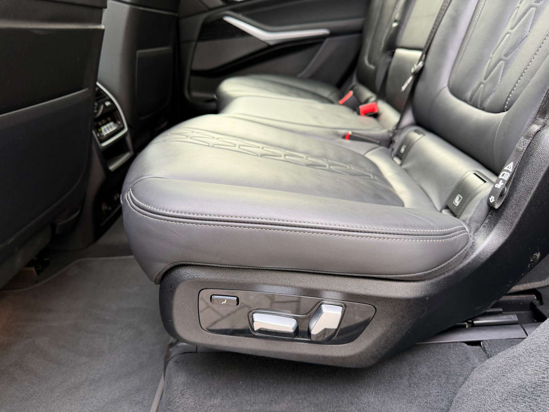 Foto van BMW X7 M50i