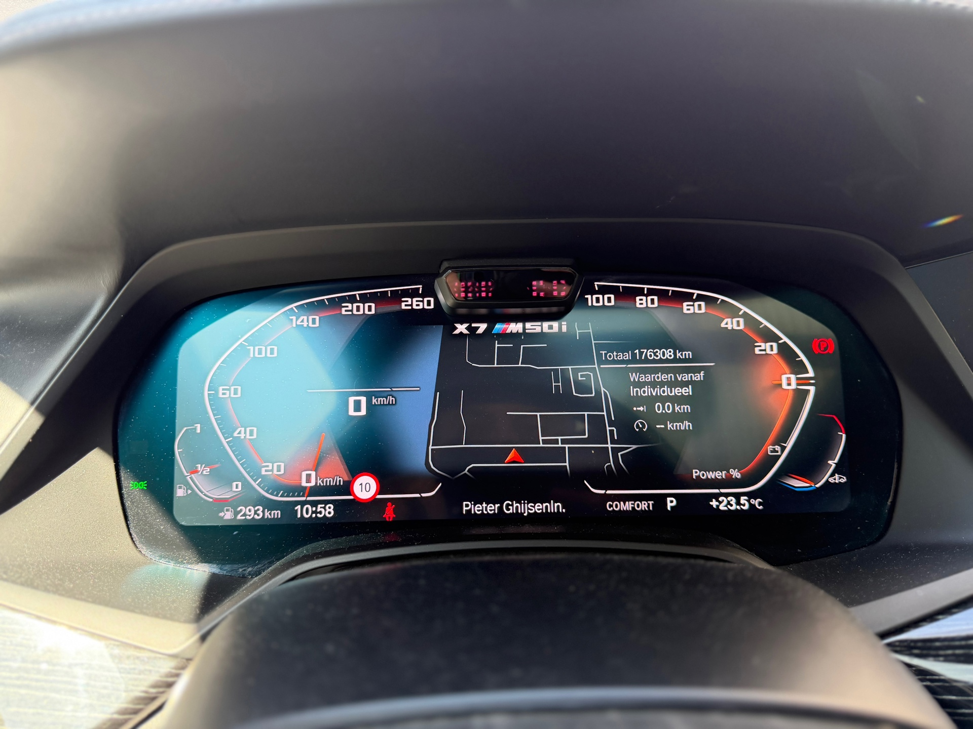 Foto van BMW X7 M50i