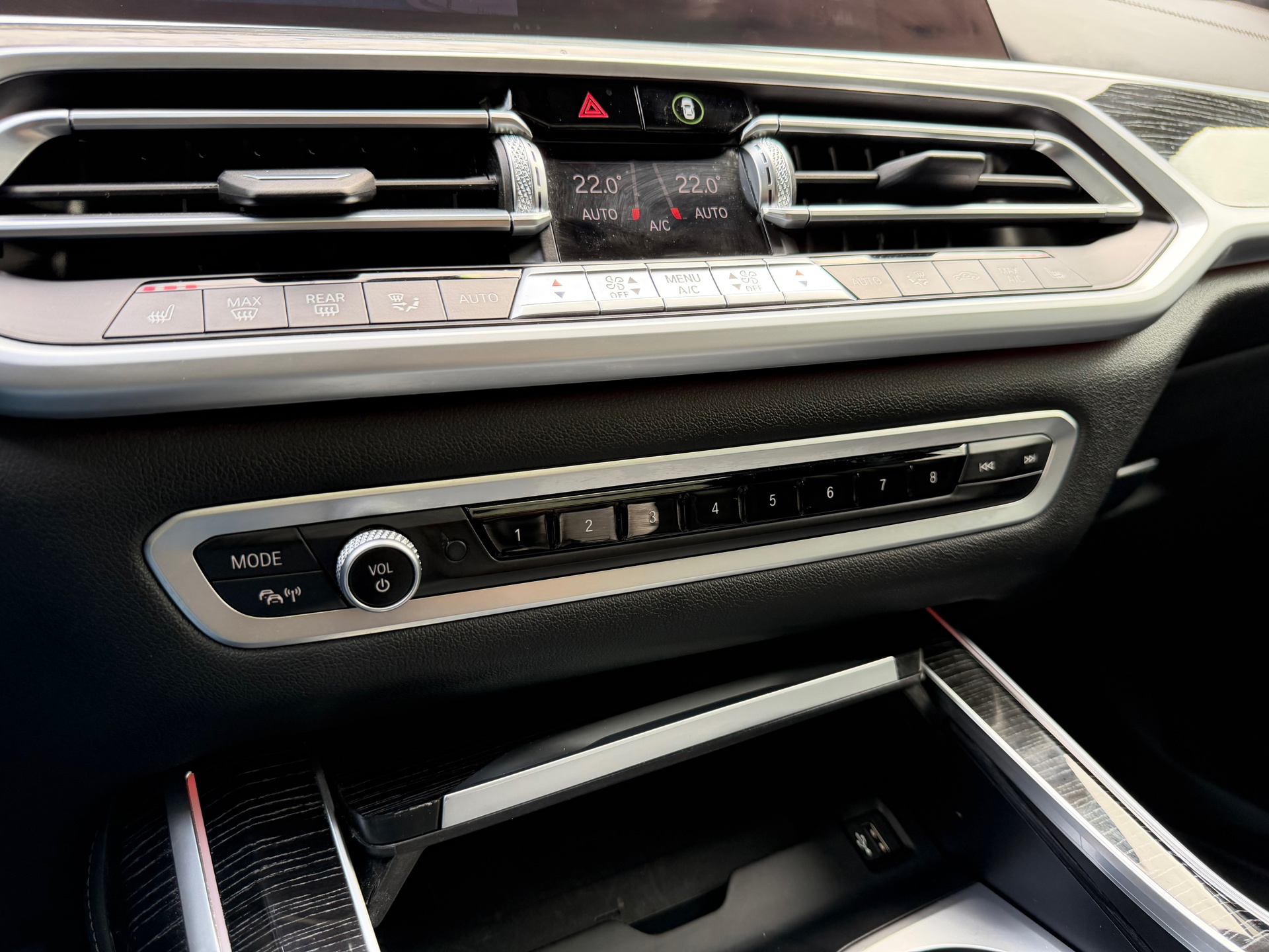 Foto van BMW X7 M50i