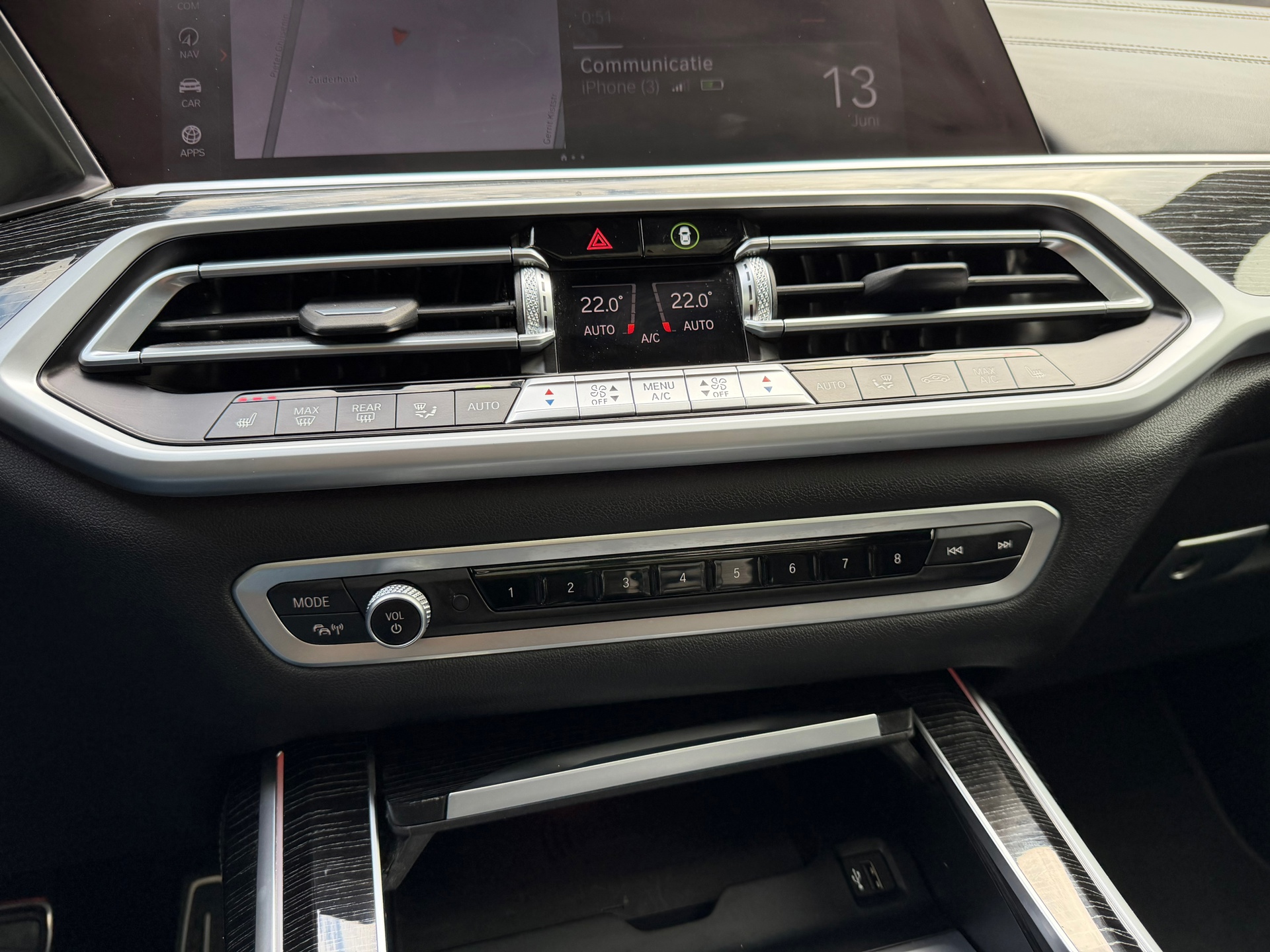 Foto van BMW X7 M50i