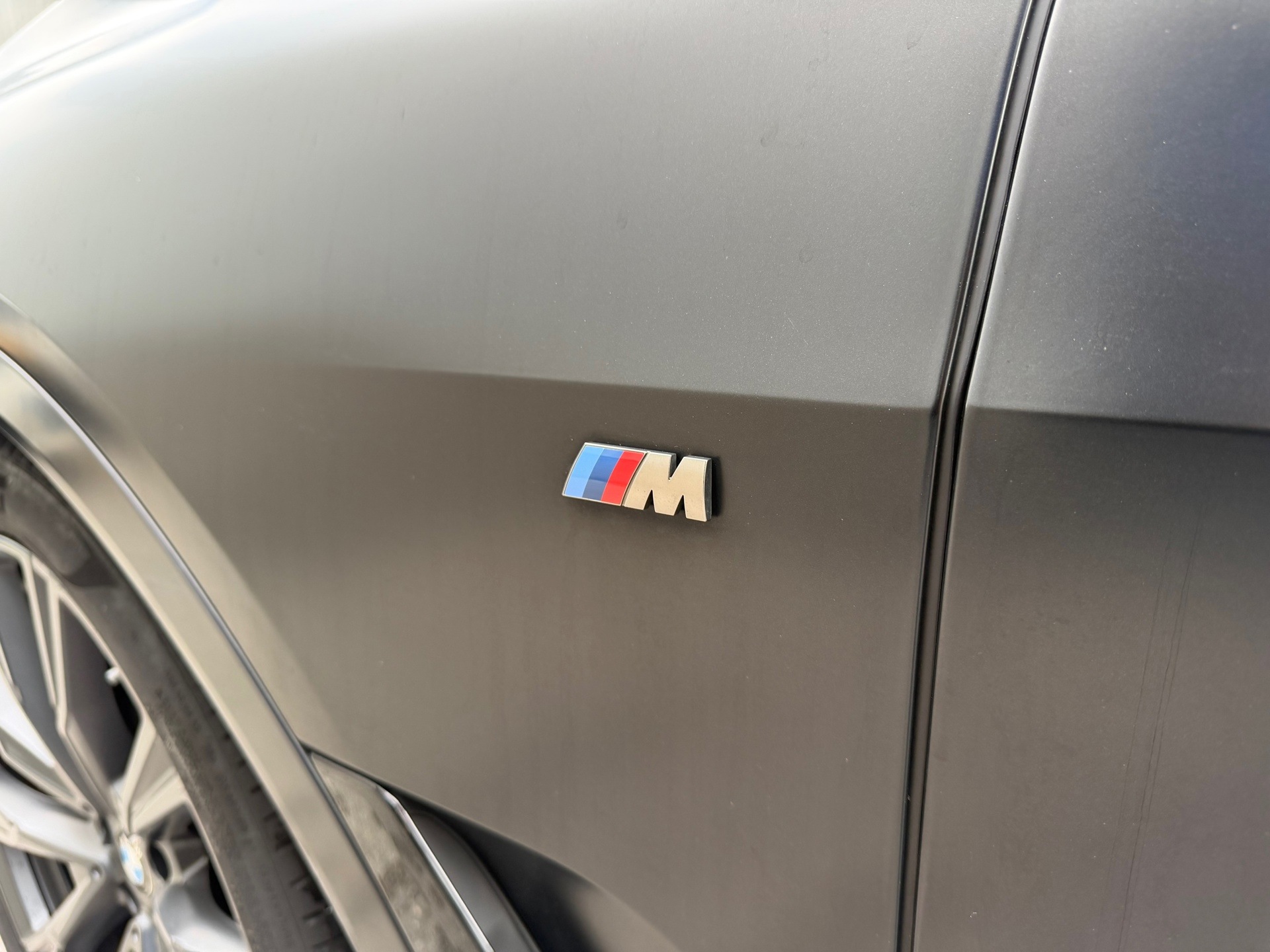Foto van BMW X7 M50i