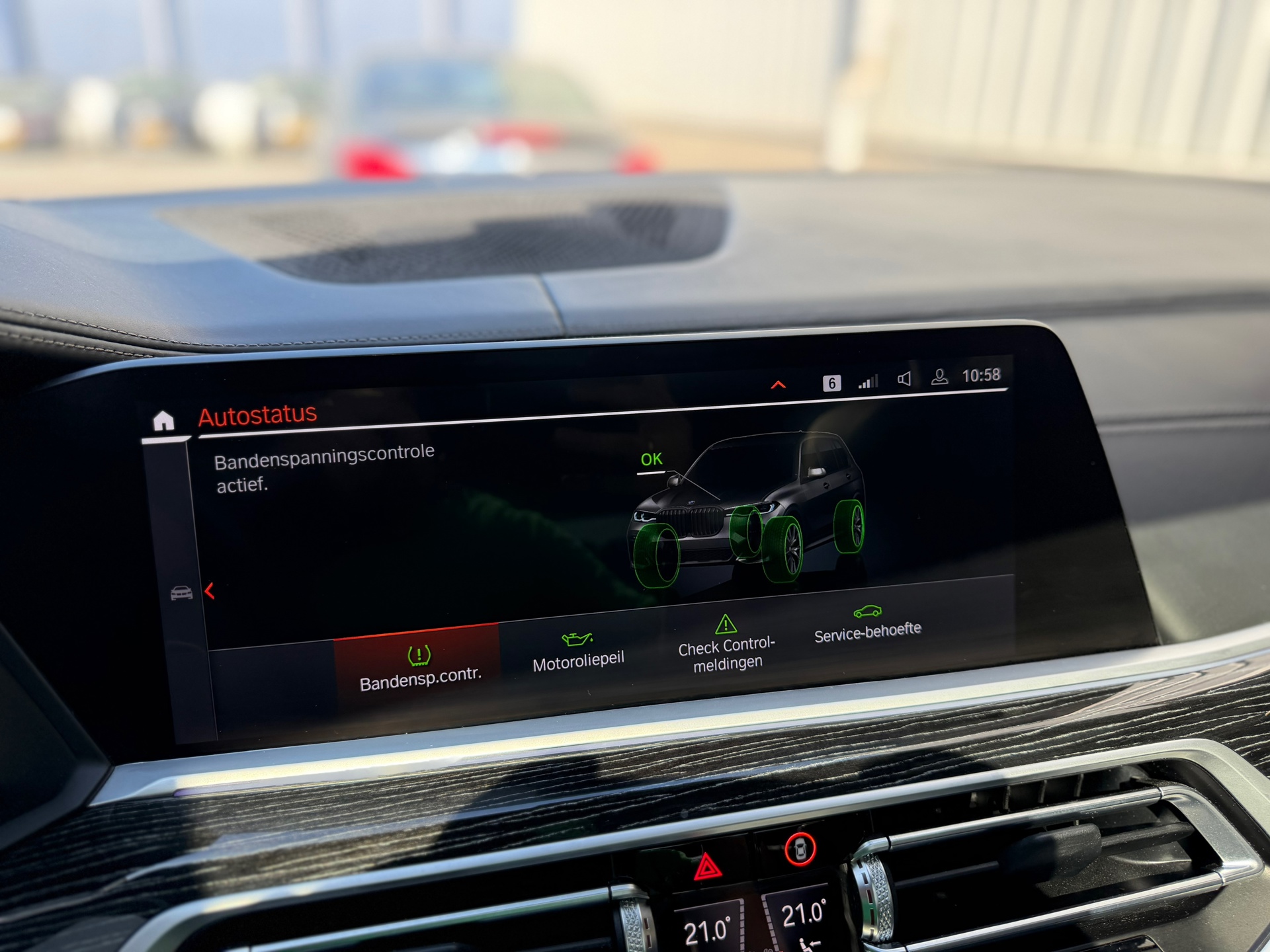 Foto van BMW X7 M50i